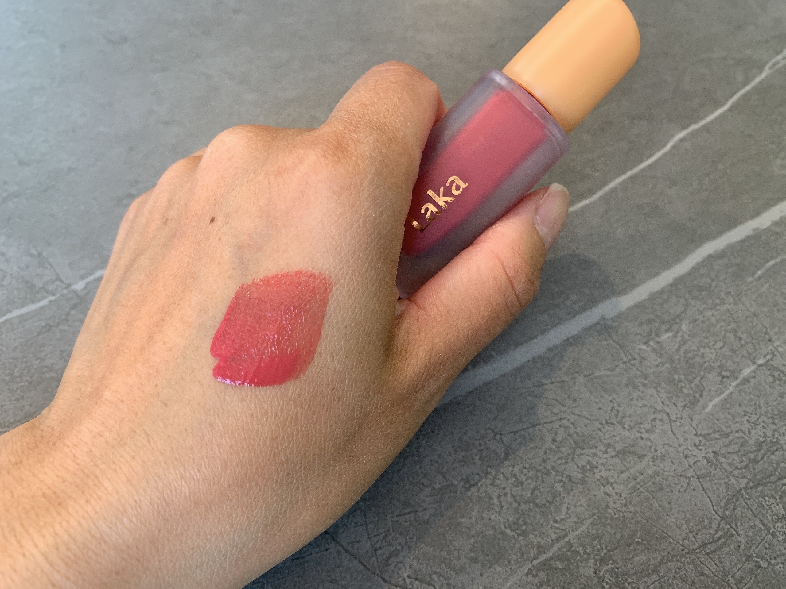 フルーティーグラムティント/Laka/リップティントを使ったクチコミ（3枚目）