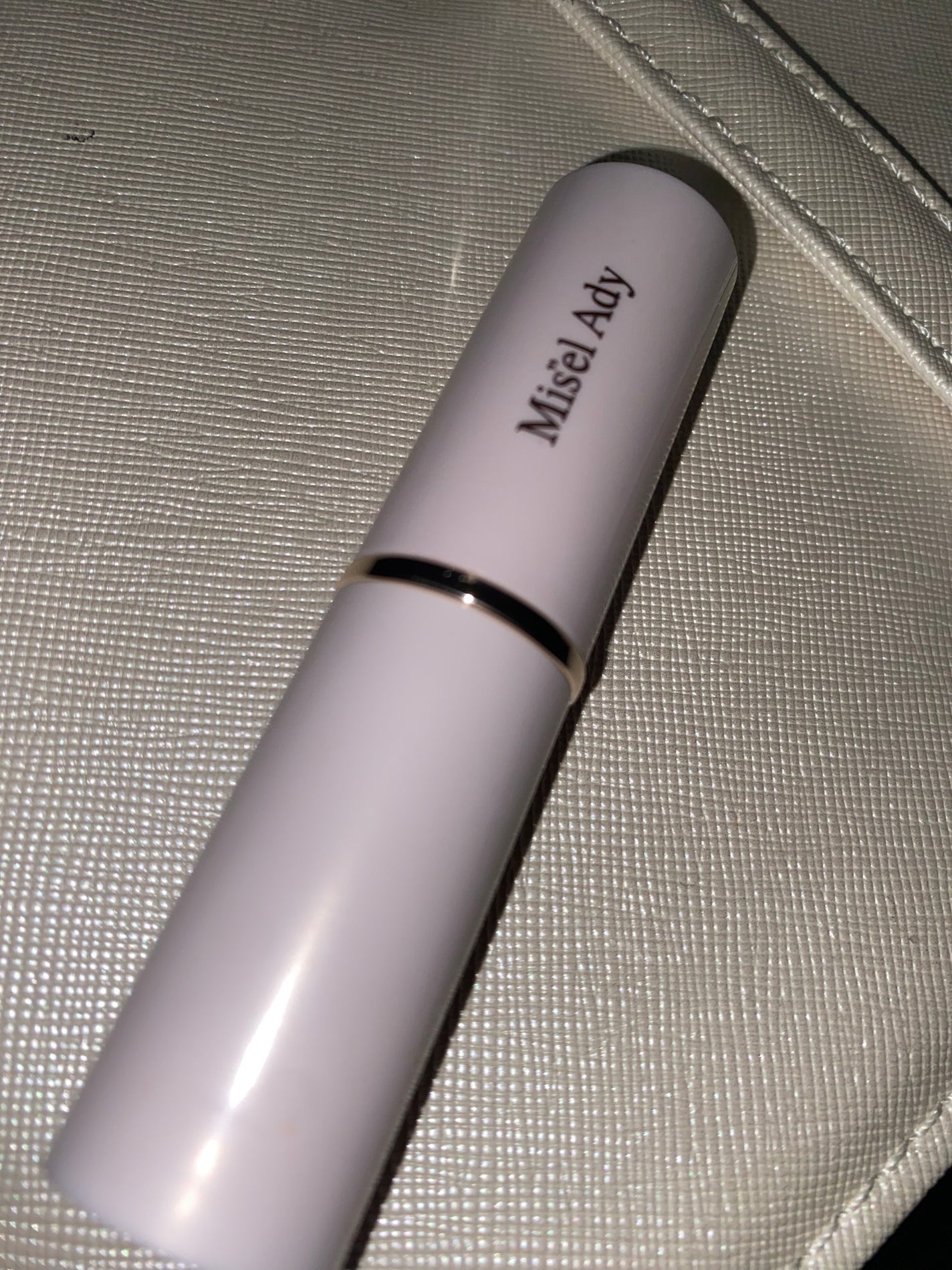 シアーグロウスティック ハイライト/ミゼルエディ/スティックハイライトを使ったクチコミ(1枚目)