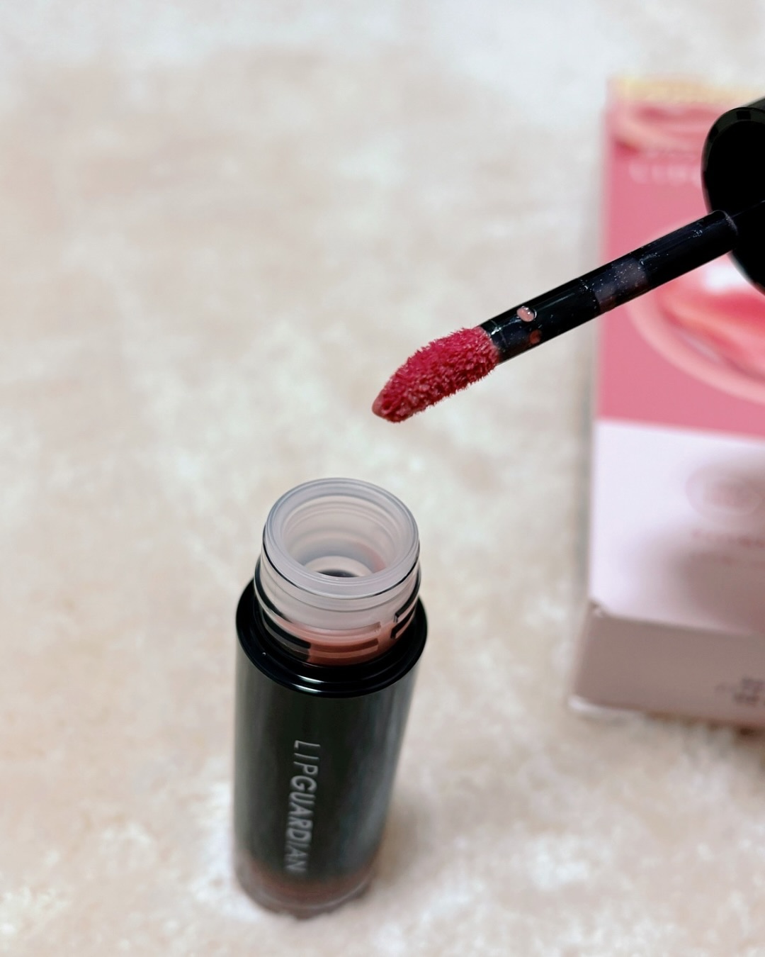 グロウラッピングティント L08 スピカコーラル　/LIPGUARDIAN/リップティントを使ったクチコミ（3枚目）