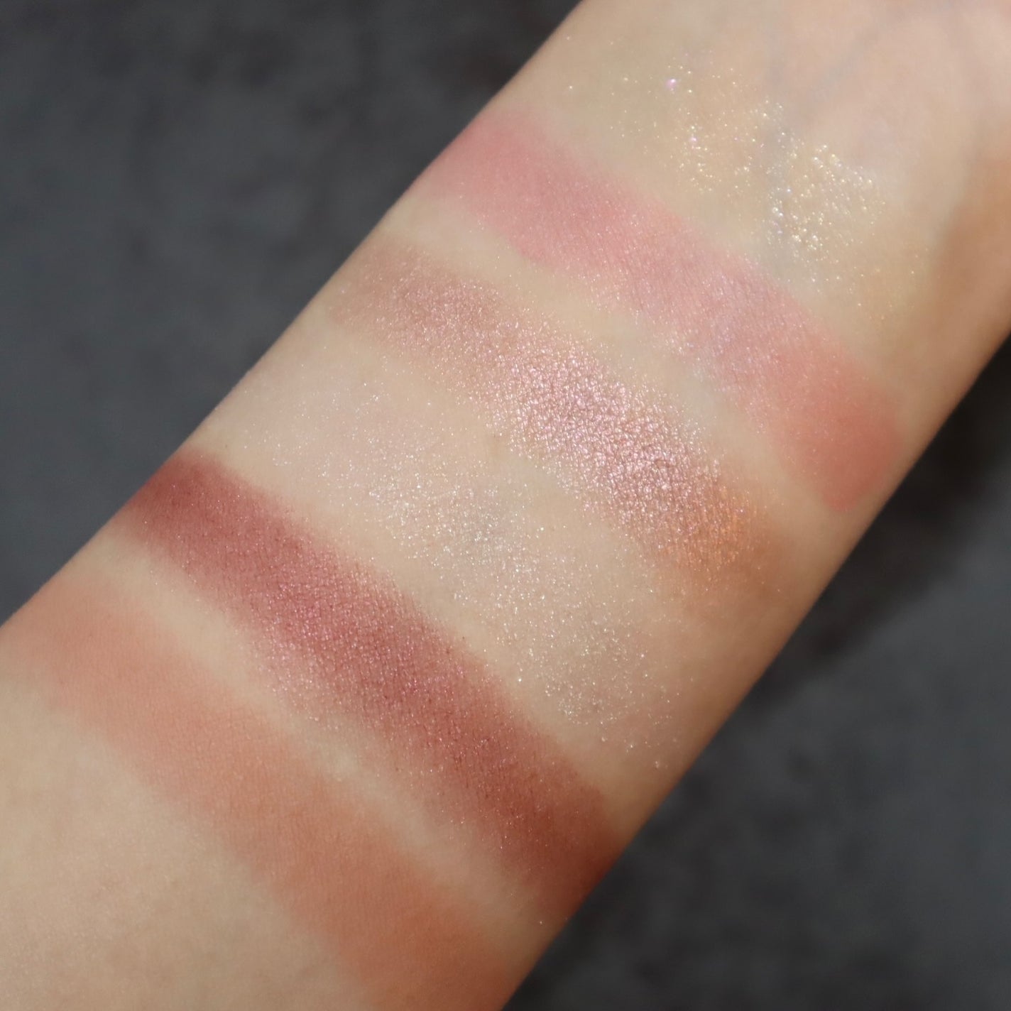 アドバンスドエシリアルスムースオペレーター ルースパウダー/THREE/ルースパウダーを使ったクチコミ(5枚目)