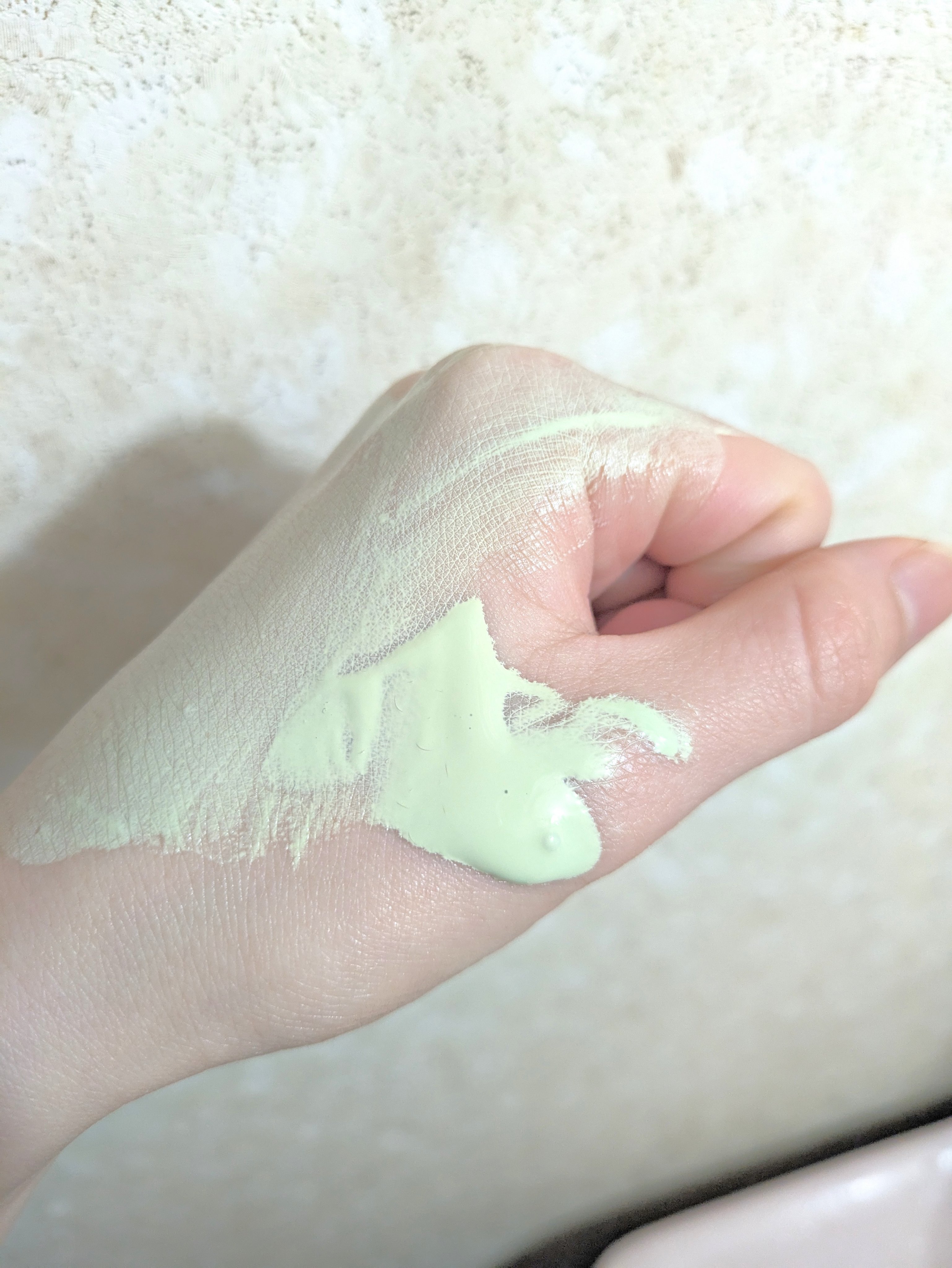 エレガンス モデリング カラーアップ ベース/Elégance/化粧下地を使ったクチコミ（3枚目）