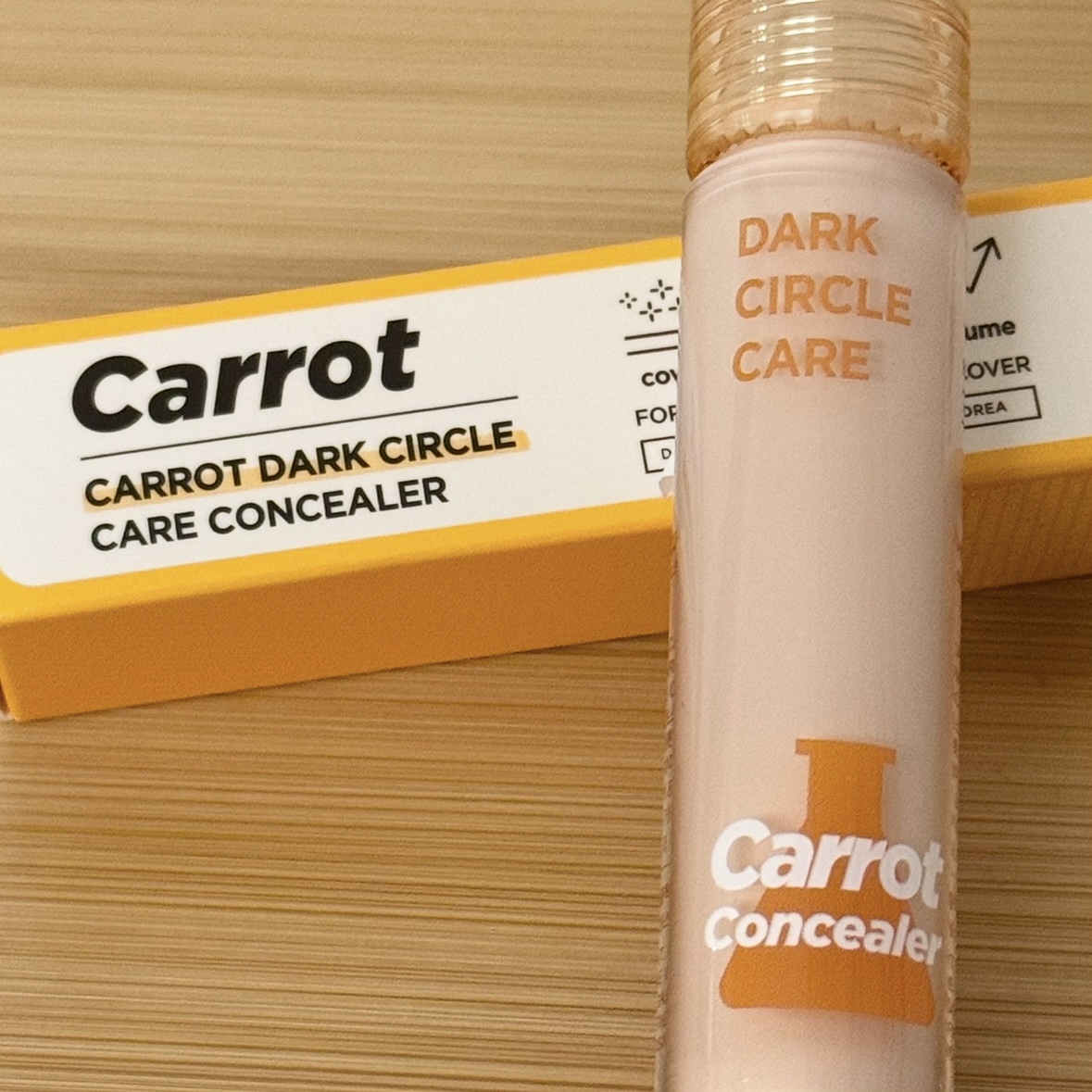 CHOCHOSLAB ビタミンC グロークッションのクチコミ「┈┈┈┈┈┈┈┈┈┈

CHOCHOSLAB2.0

ビタミンC グロークッション
キャロット.....」（3枚目）