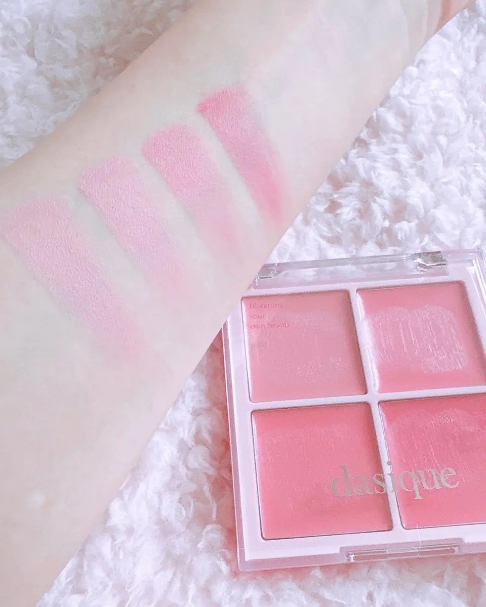 ブレンディングムードチーク/dasique/パウダーチークを使ったクチコミ（2枚目）