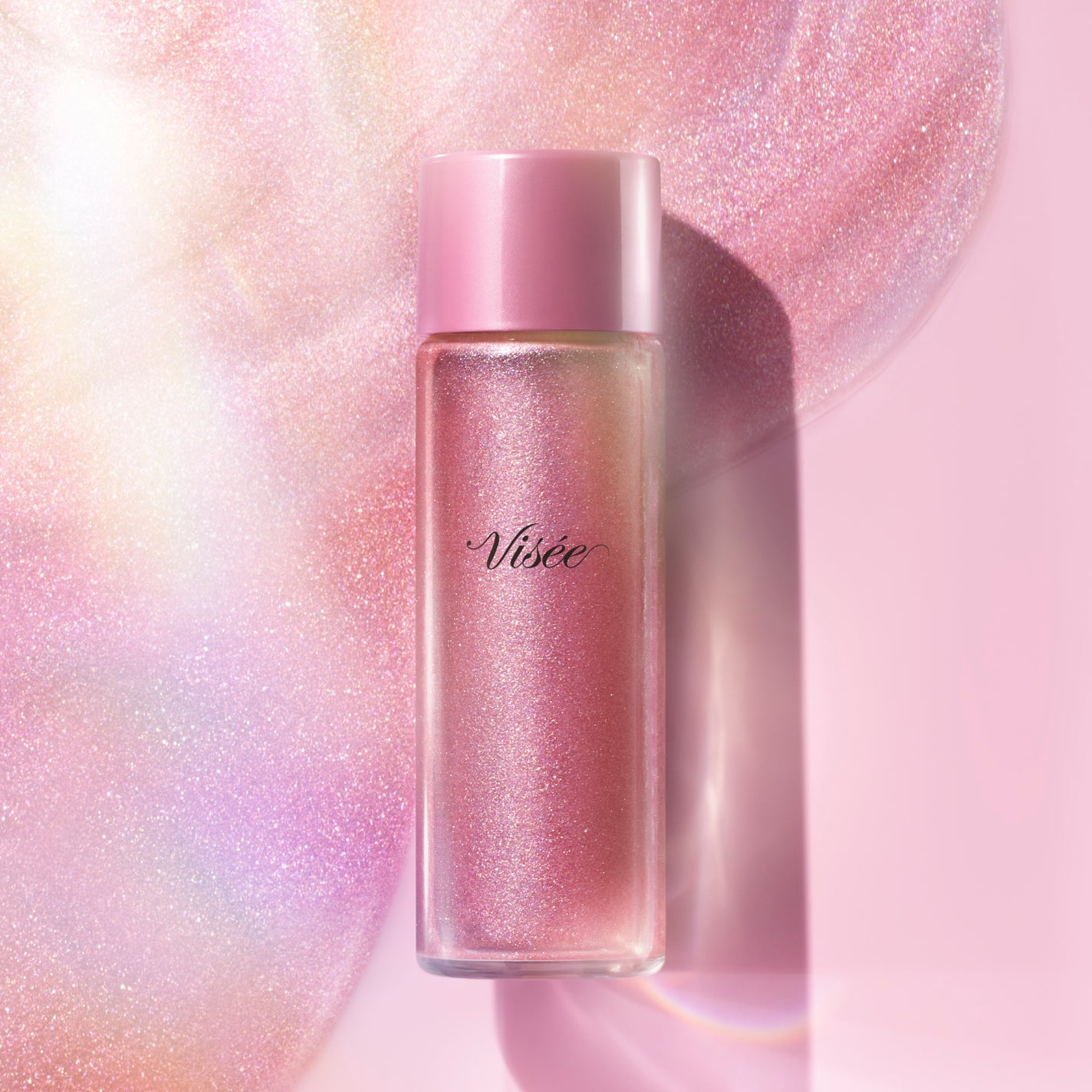 Visée(ヴィセ)Official アカウント on LIPS 「╭━━━━━━╮ 5月16日発売╰━━v━━━╯#ボディイルミ..」(1枚目)