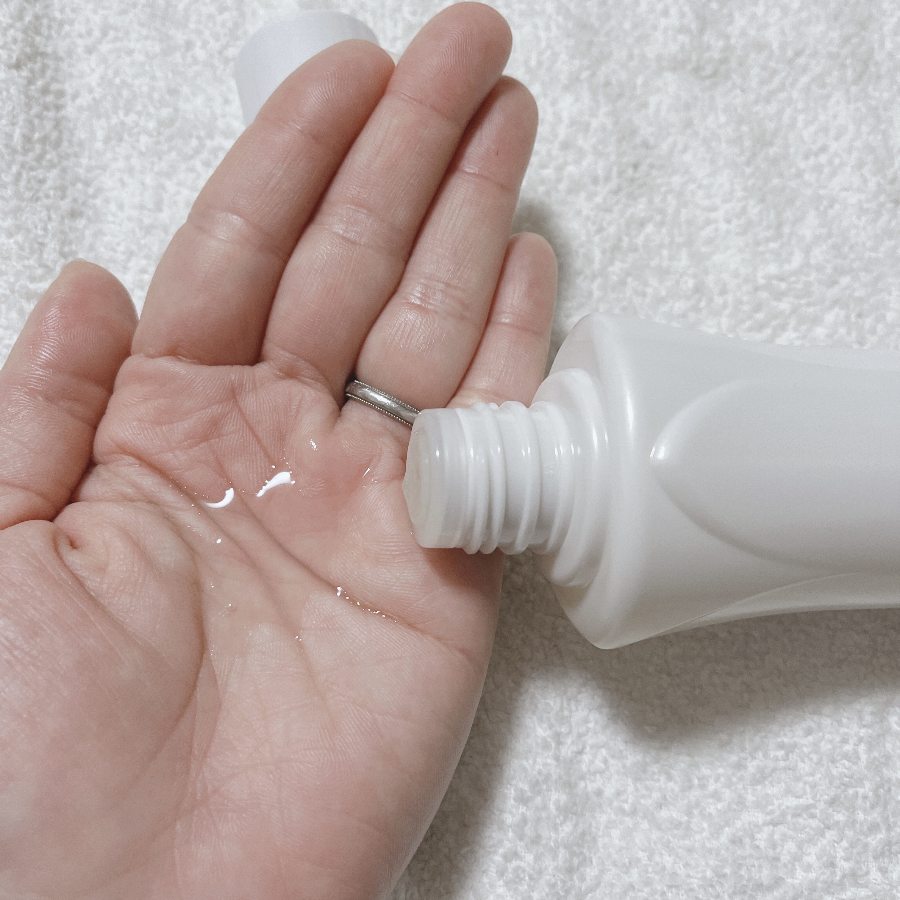 フリーリア 薬用美白ローションE/コープ/化粧水を使ったクチコミ（2枚目）