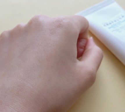 ヒアルーシカ ウォーターフィット サンセラム/SKIN1004/日焼け止めローションを使ったクチコミ(4枚目)