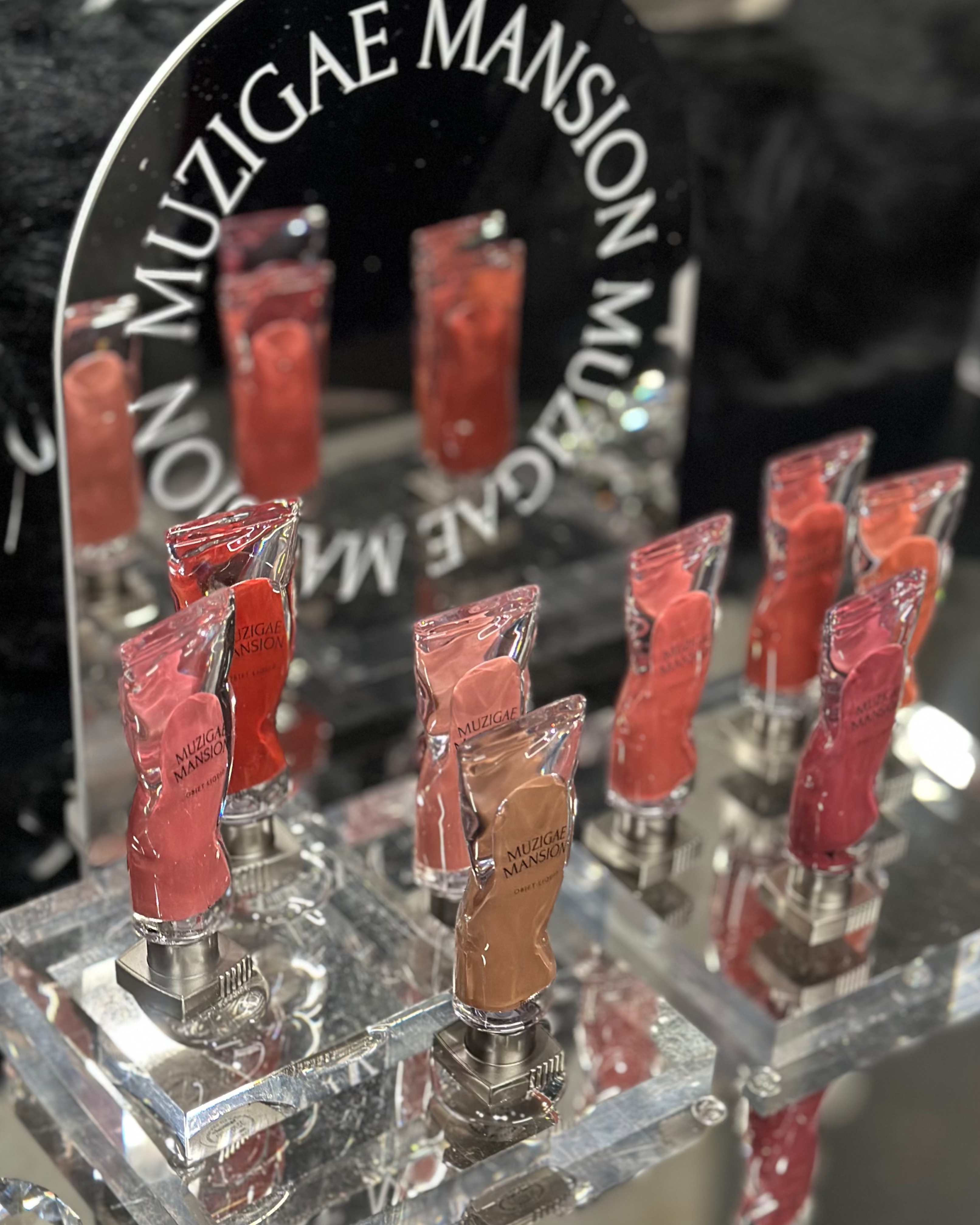 タイアップカバーティント/MUZIGAE MANSION/リップティントを使ったクチコミ（3枚目）