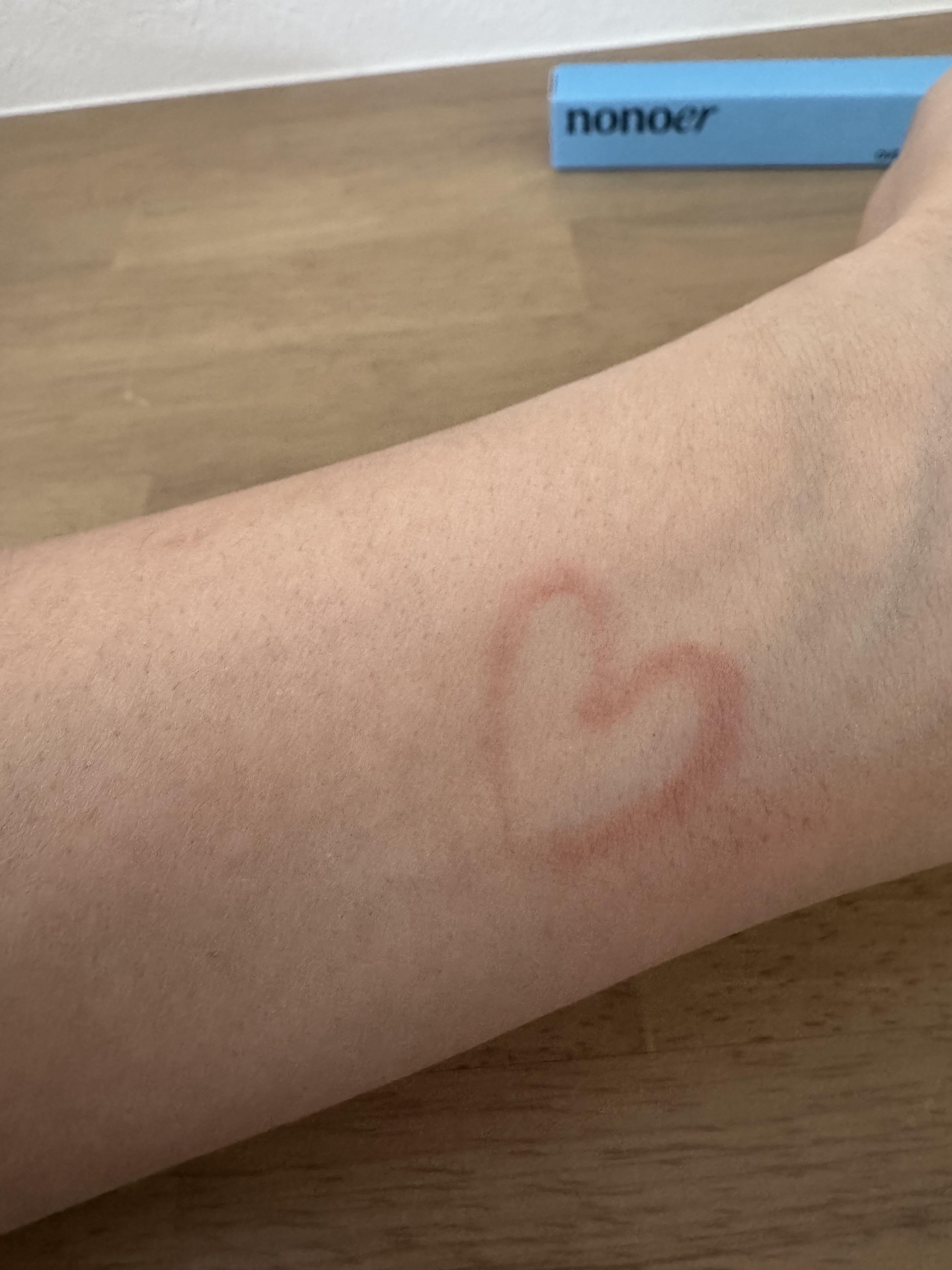 オーバーデューリップペンシル/nonoer/リップライナーを使ったクチコミ（3枚目）