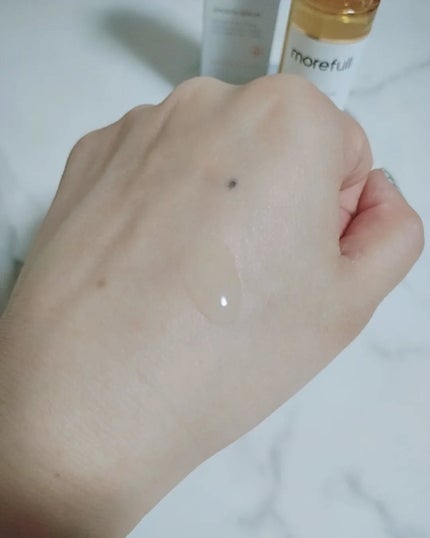 みぃ on LIPS 「毛穴保湿ケアに着目した導入美容液。モアフルスムースセラム(浸透..」(5枚目)