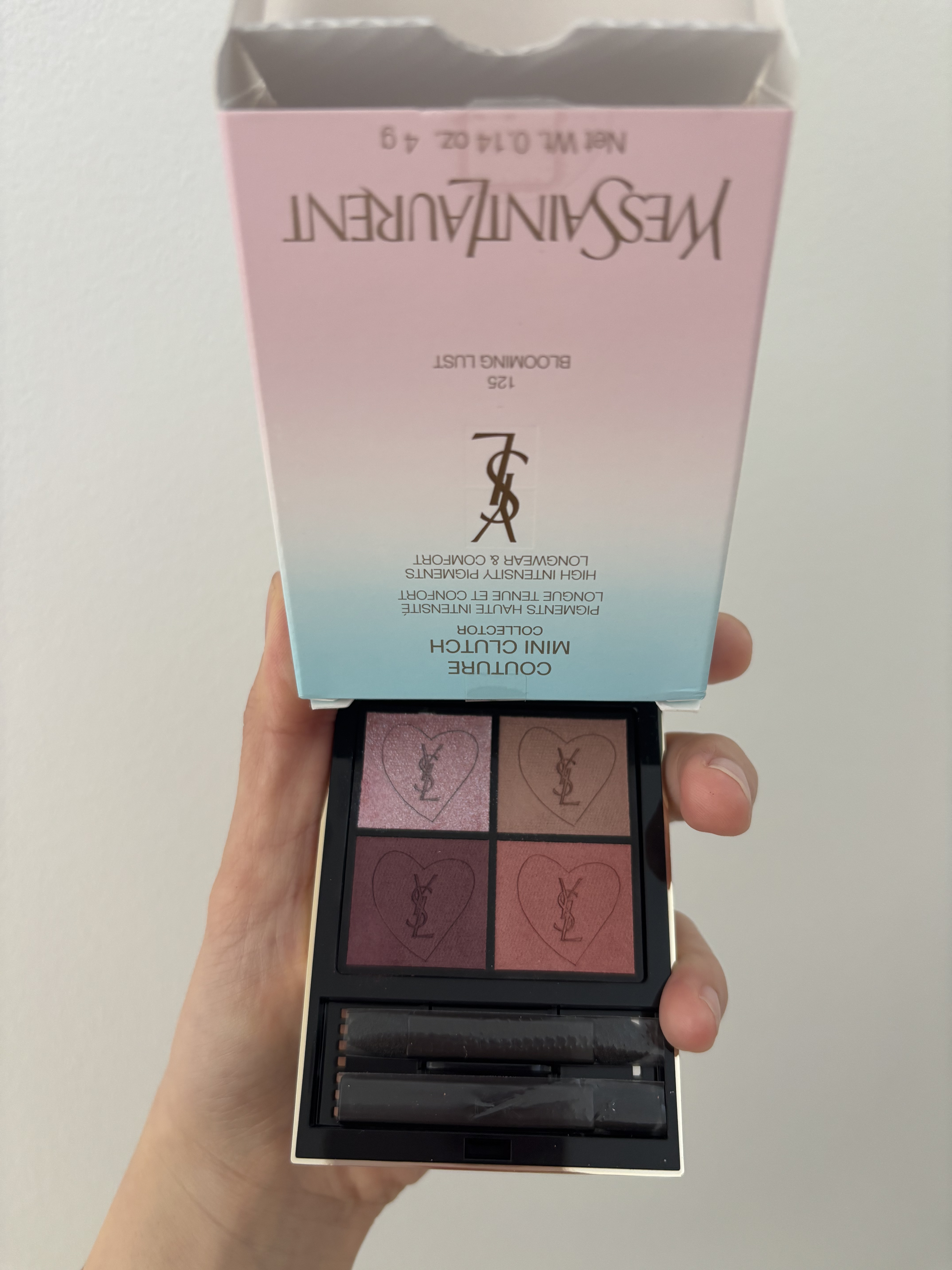 クチュール ミニ クラッチ/YVES SAINT LAURENT BEAUTE/アイシャドウパレットを使ったクチコミ（1枚目）