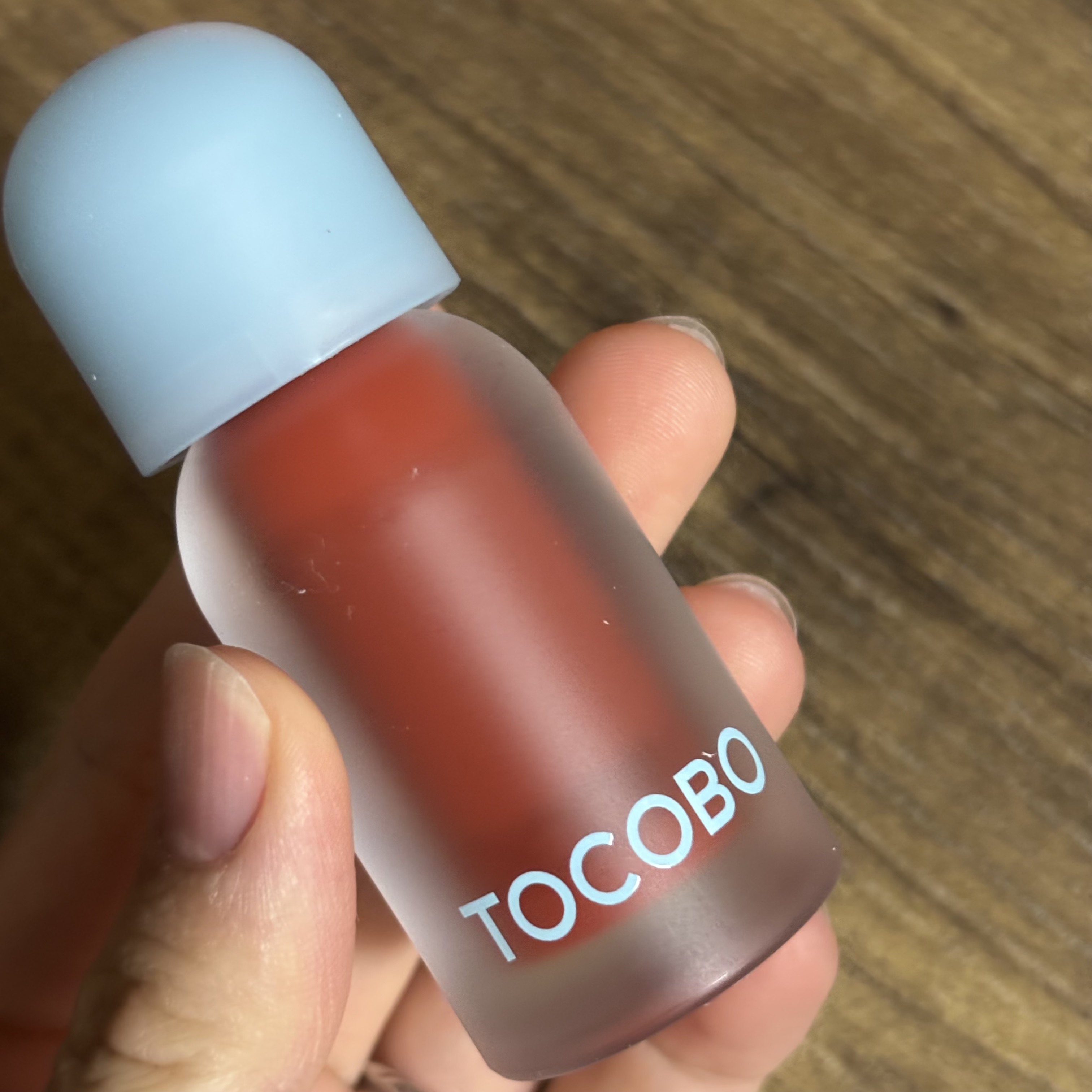 ジューシーベリープランピングリップオイル/TOCOBO/リップグロスを使ったクチコミ（1枚目）