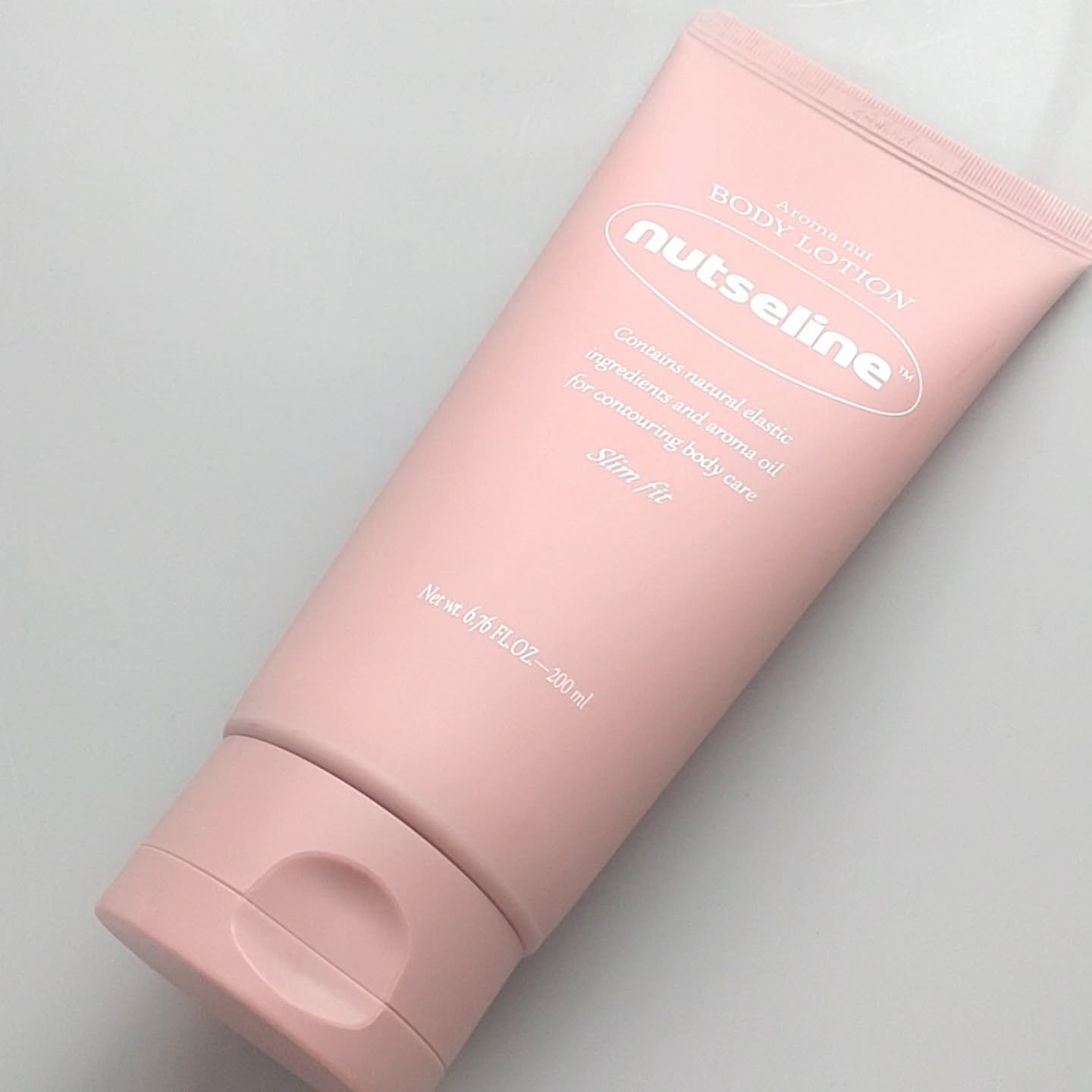 アロマナッツスリムフィットボディローション/nutseline/レッグ・フットケアを使ったクチコミ（2枚目）