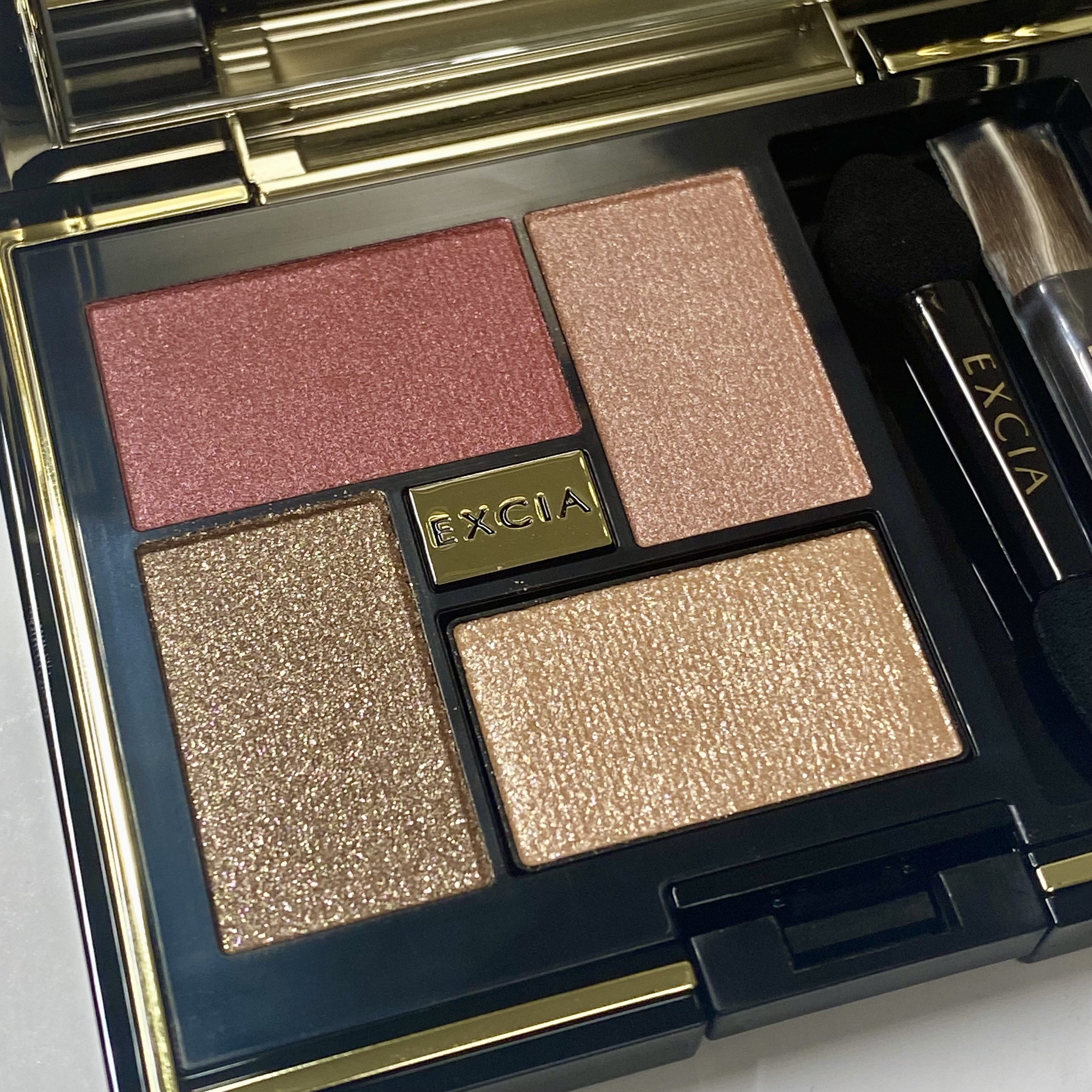 エクシア アイカラー ヴォロンテ/ALBION/アイシャドウパレットを使ったクチコミ（2枚目）