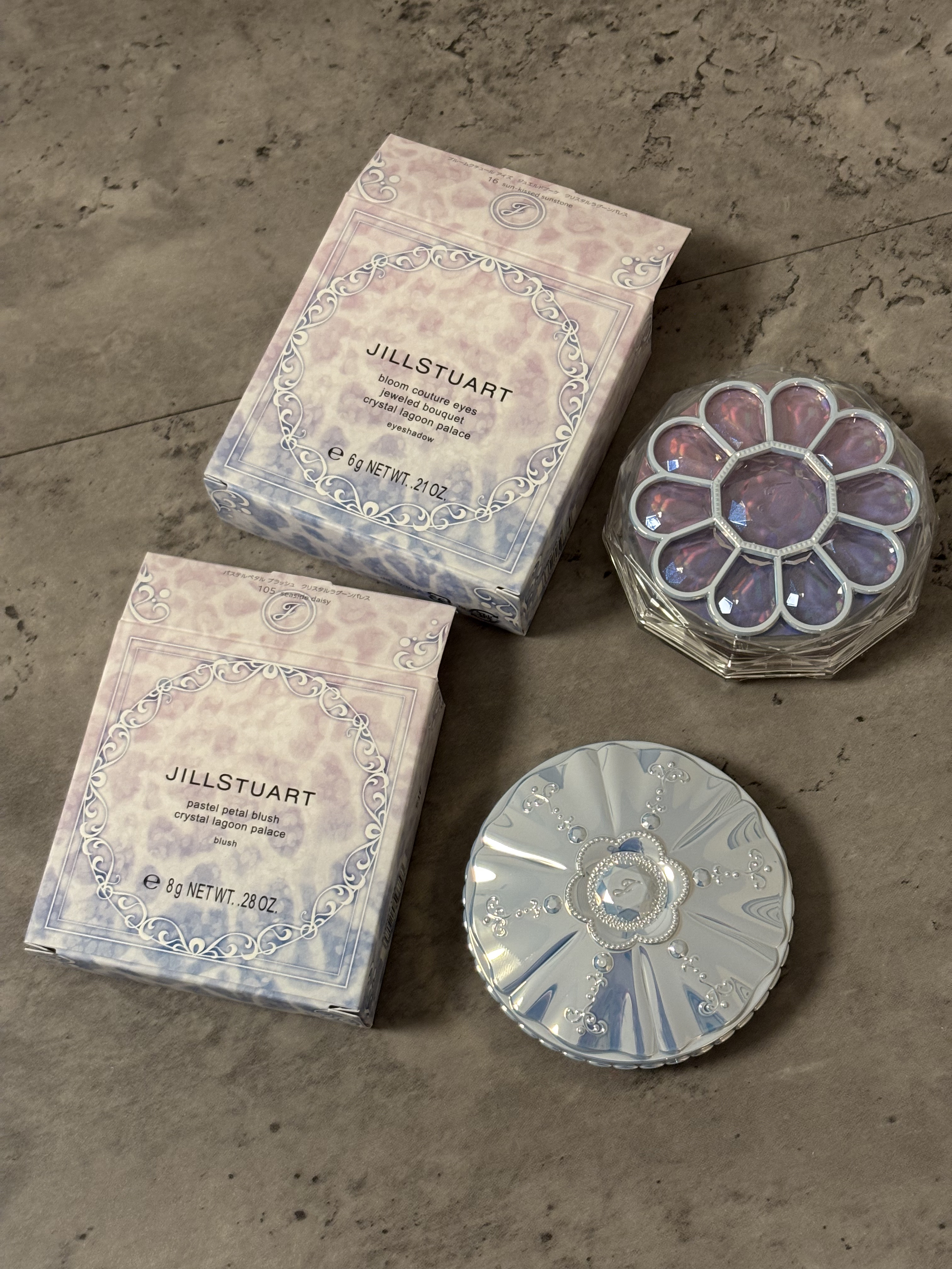 ジルスチュアート ブルームクチュール アイズ　ジュエルドブーケ/JILL STUART/アイシャドウパレットを使ったクチコミ（3枚目）