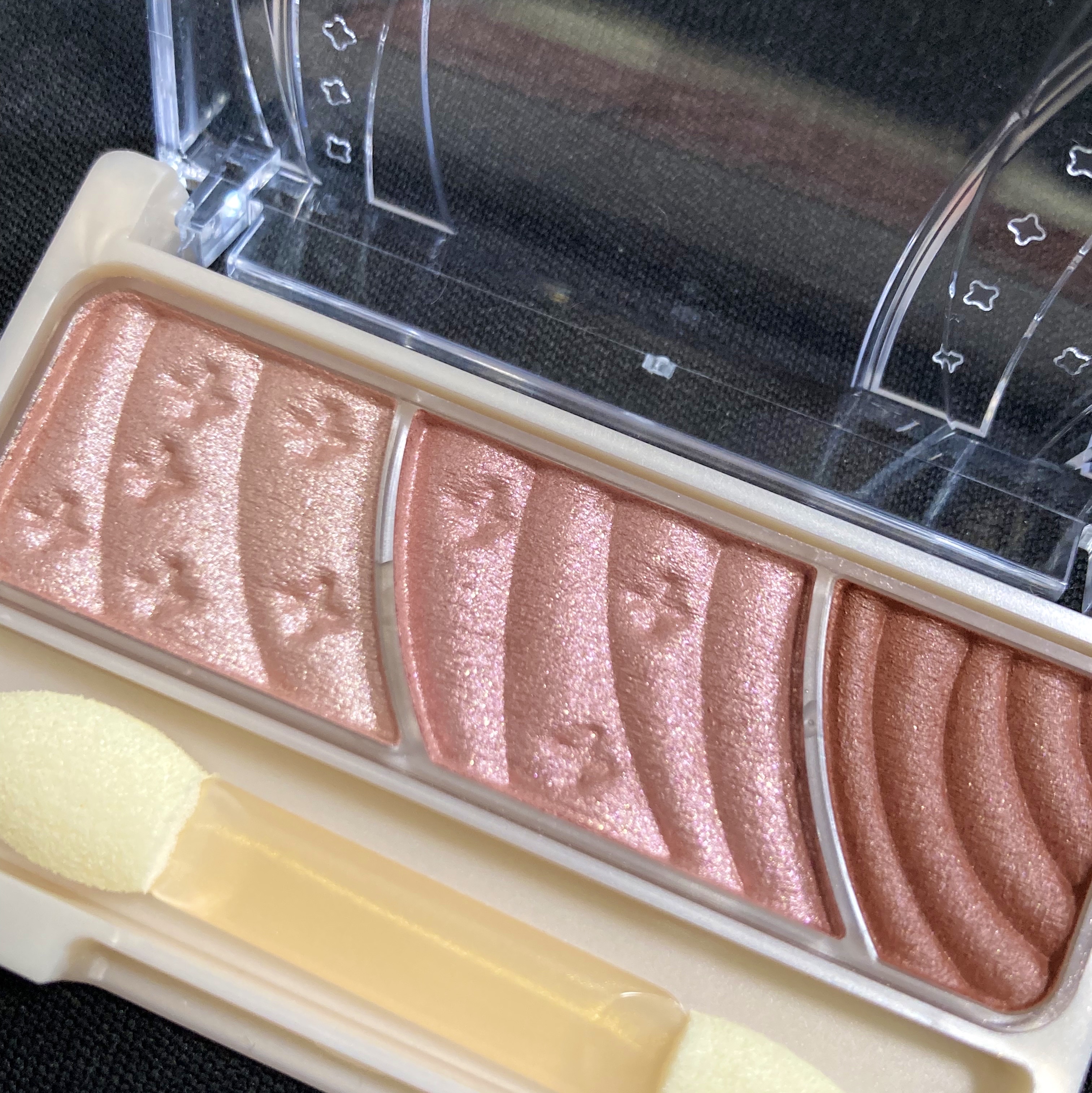 トーンアップアイシャドウ/CEZANNE/アイシャドウパレットを使ったクチコミ（2枚目）