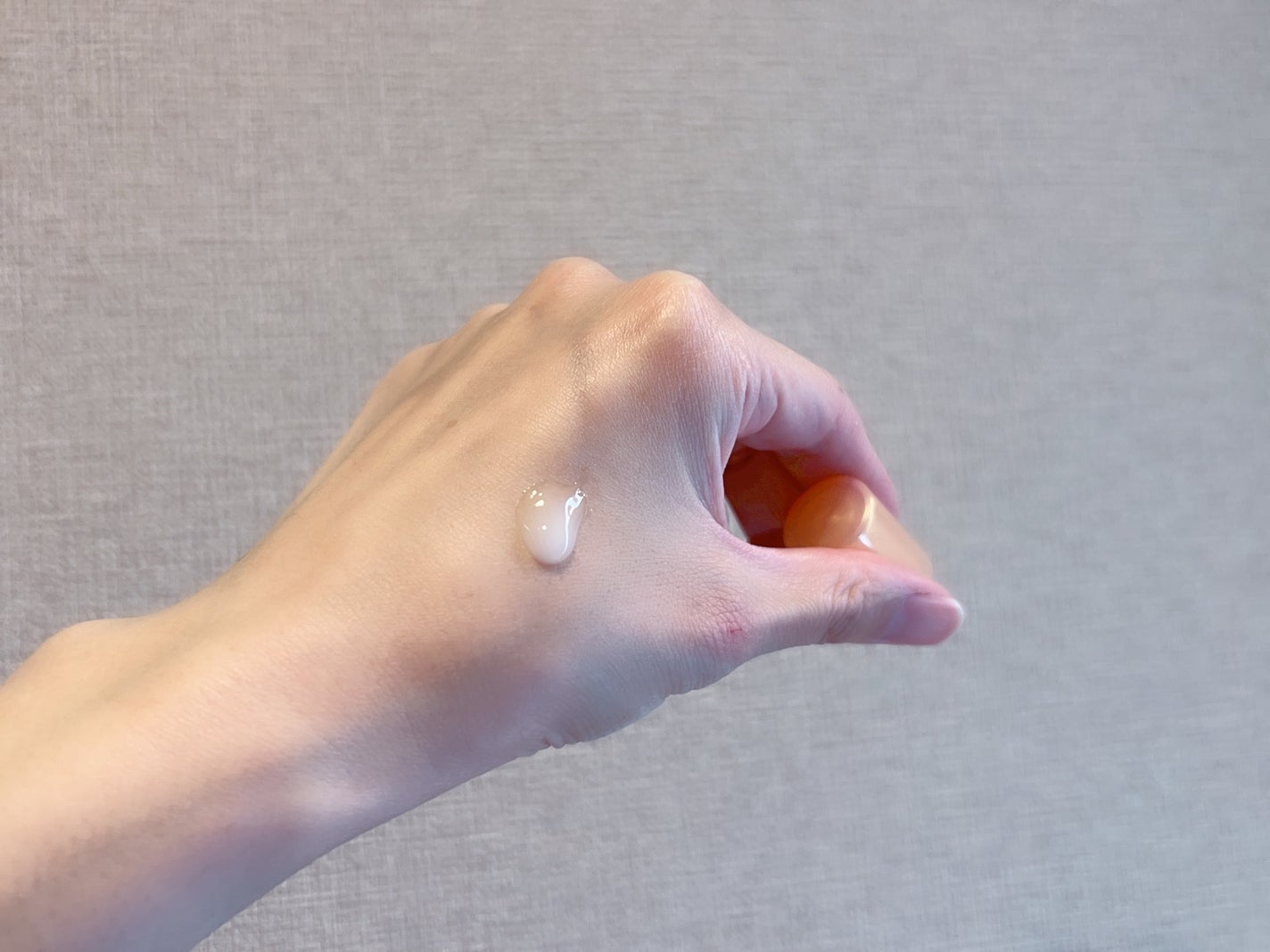 8x4 アロマスイッチ 涼感ネックジェル マンハッタンリネンの香り/8x4/デオドラント・制汗剤を使ったクチコミ(3枚目)