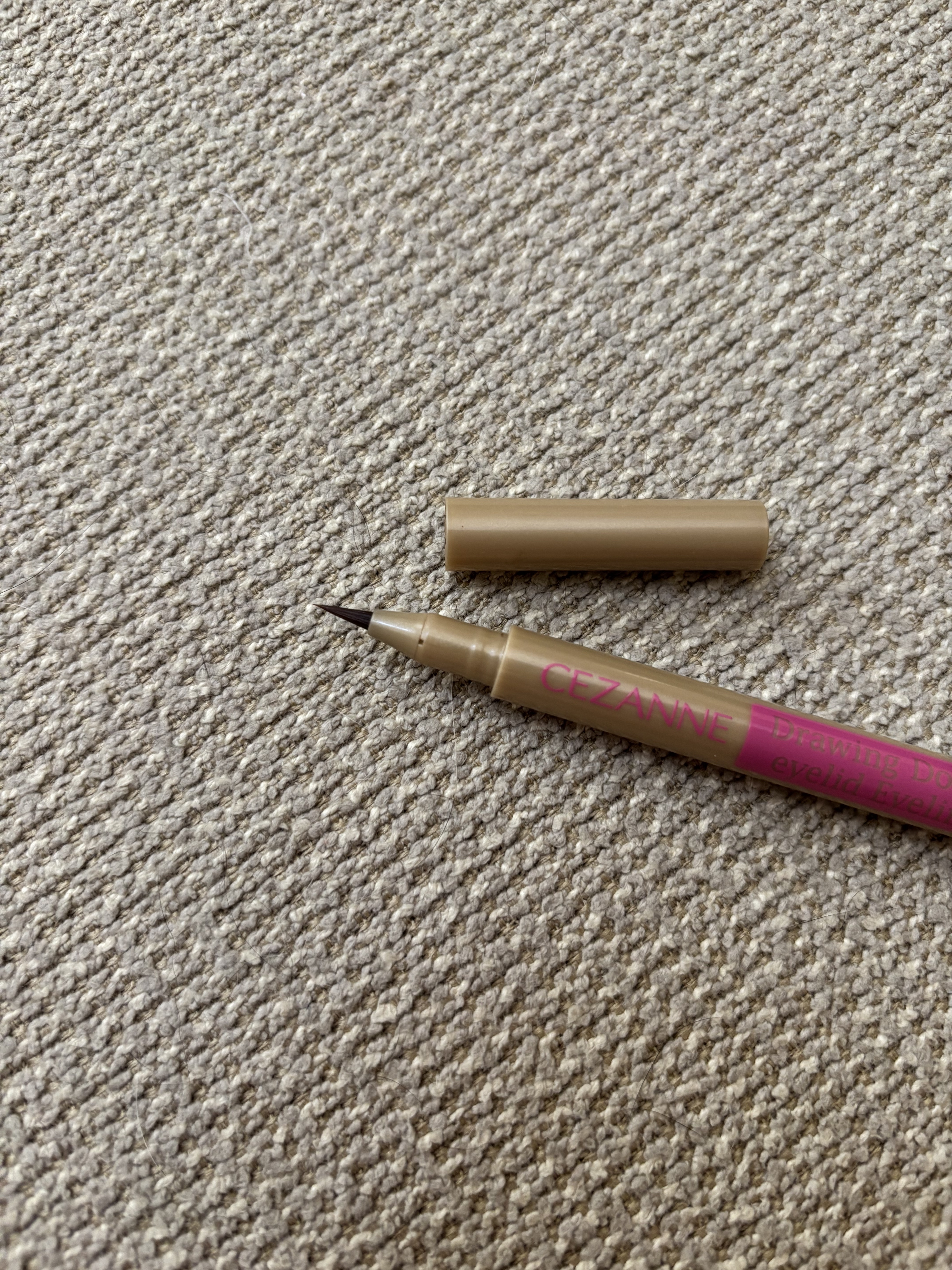 描くふたえアイライナー/CEZANNE/リキッドアイライナーを使ったクチコミ（2枚目）