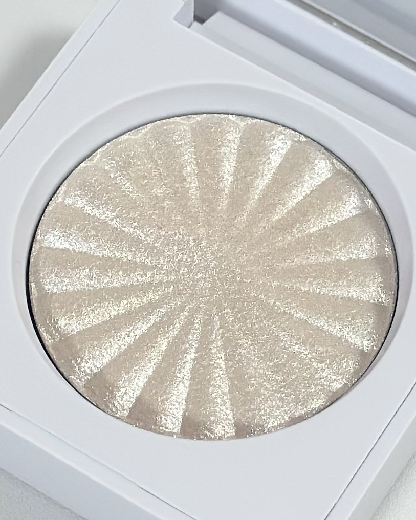 OFRA mini Highlighter/Ofra Cosmetics/パウダーハイライトを使ったクチコミ（3枚目）