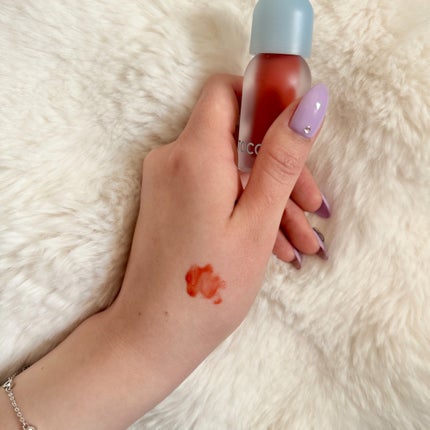 ジューシーベリープランピングリップオイル/TOCOBO/リップグロスを使ったクチコミ(1枚目)