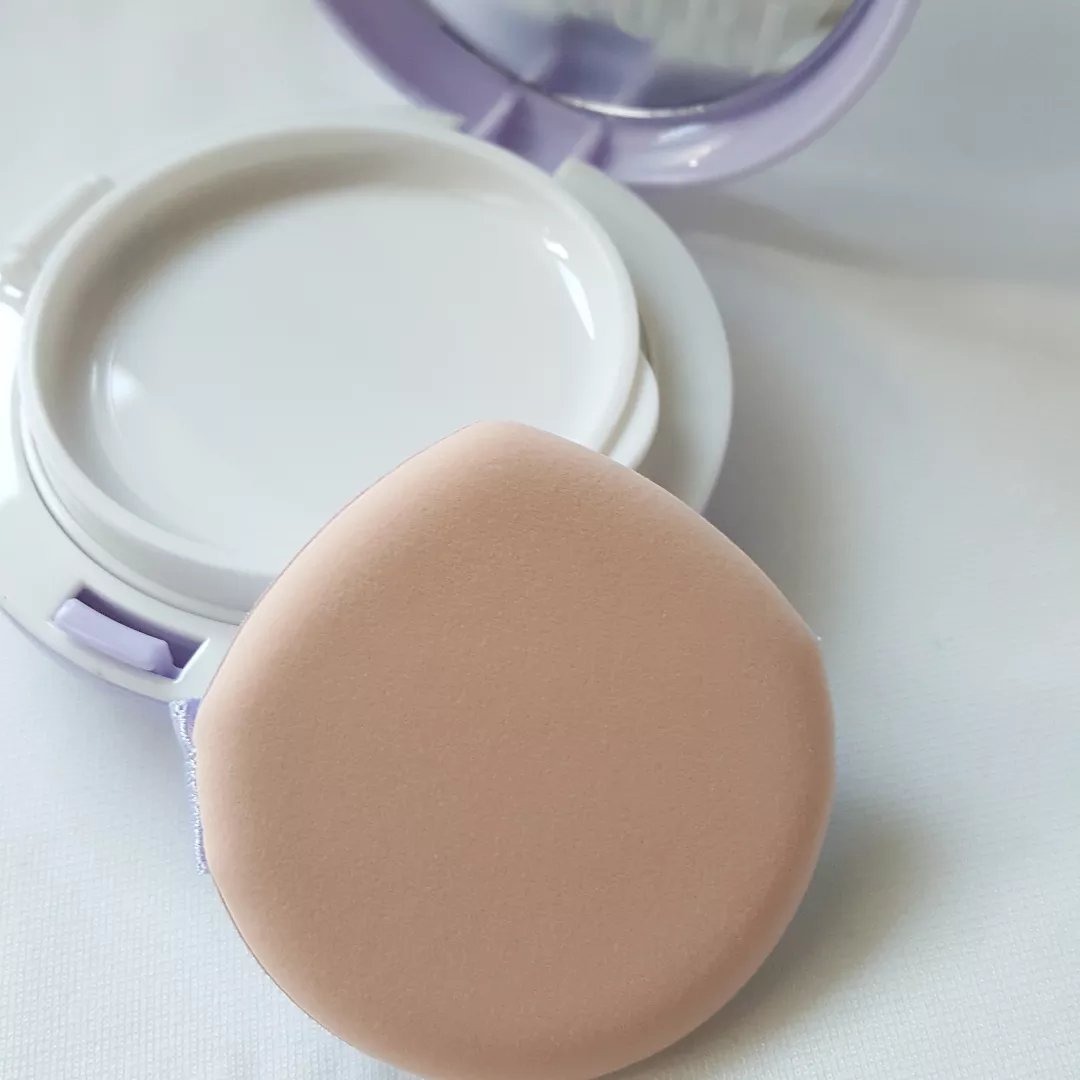 パンテノールバリアクッション/COSNORI/クッションファンデーションを使ったクチコミ（3枚目）