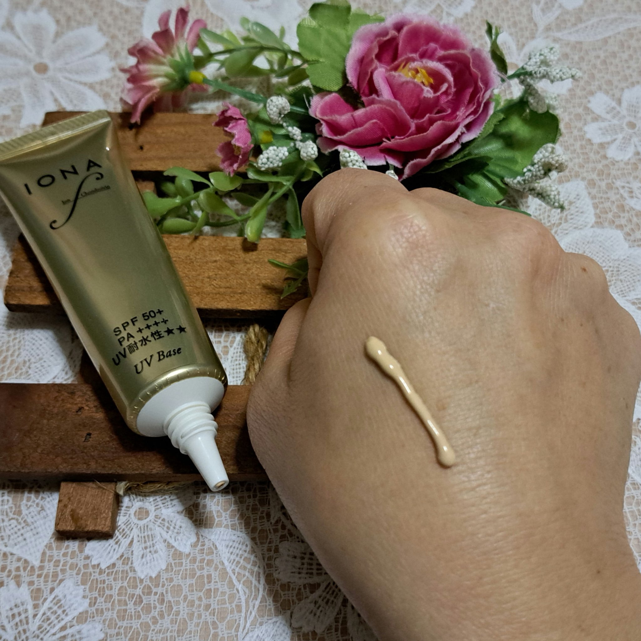 UV ベース/イオナ エフ/化粧下地を使ったクチコミ（2枚目）