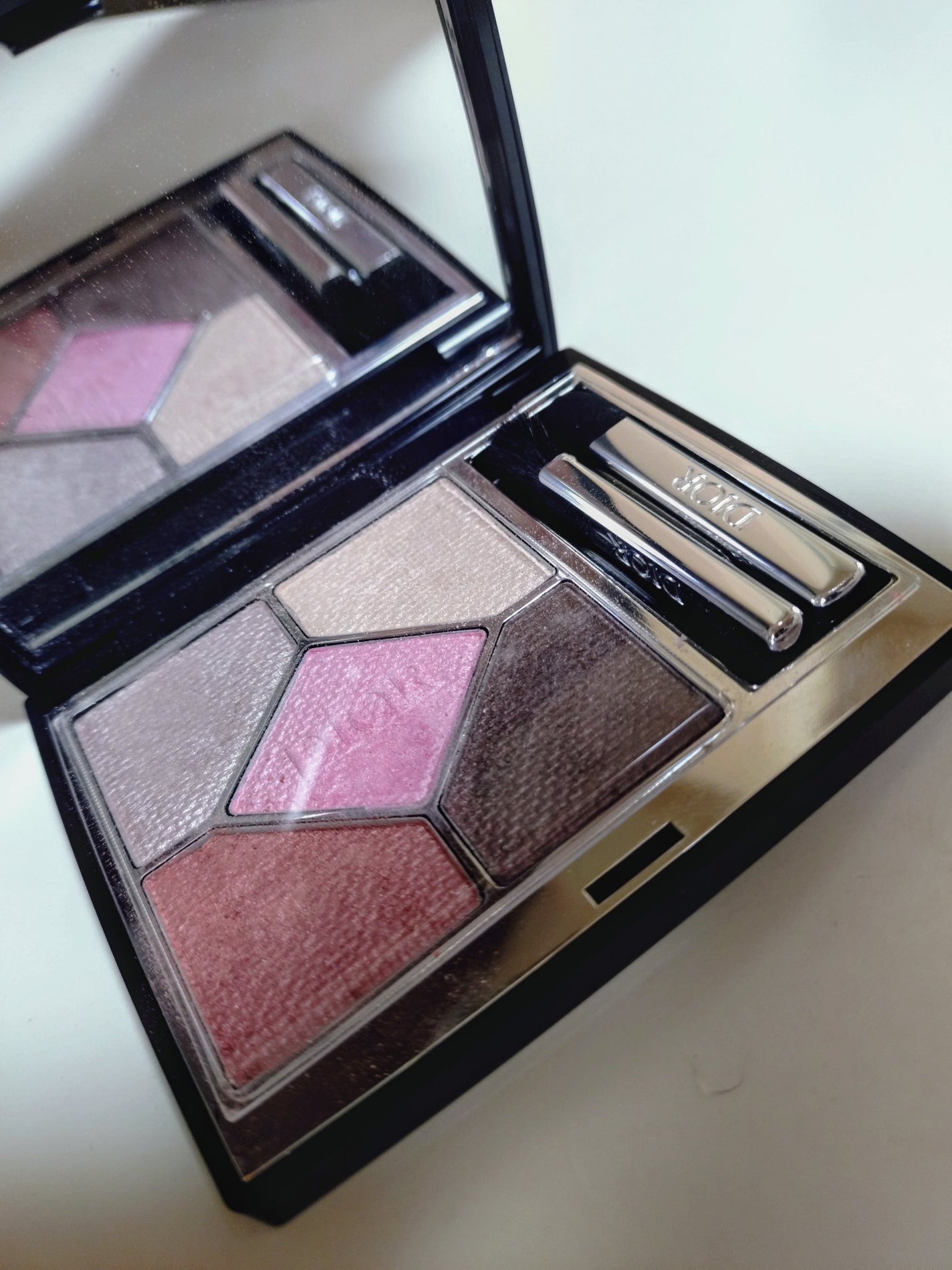 【旧】ディオールショウ サンク クルール (スプリング コレクション 2024 限定品)/Dior/アイシャドウを使ったクチコミ(1枚目)