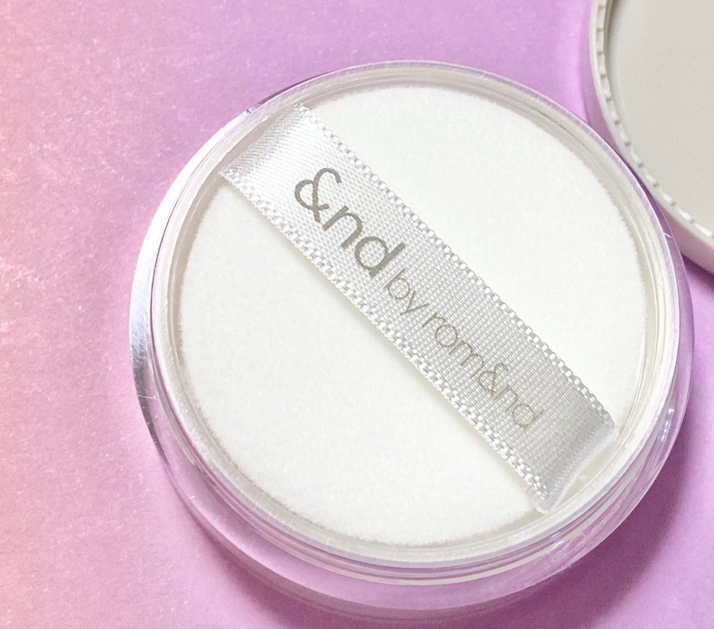 コンフォートルースパウダー/&nd by rom&nd/ルースパウダーを使ったクチコミ(3枚目)