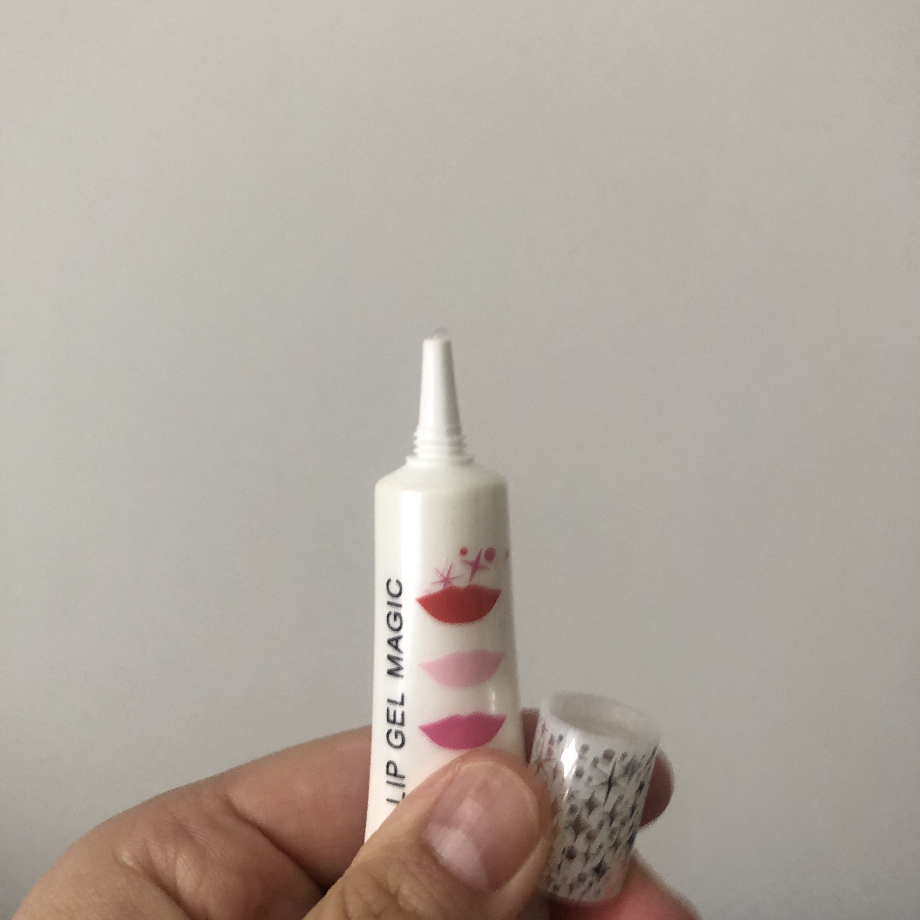 リップ ジェル マジック EX/コーセーコスメニエンス/リップオイルを使ったクチコミ（2枚目）