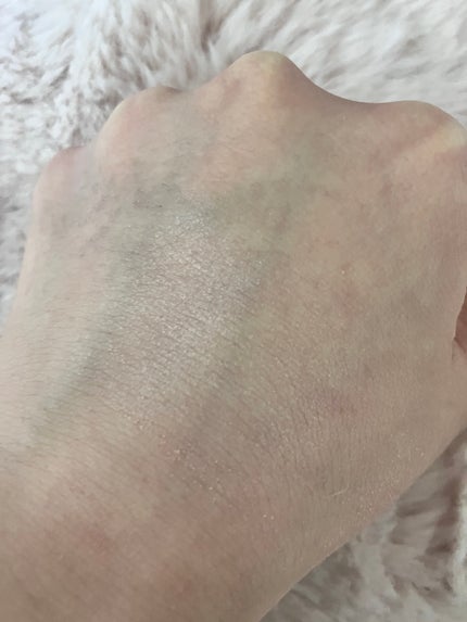 パールグロウハイライト/CEZANNE/パウダーハイライトを使ったクチコミ(2枚目)