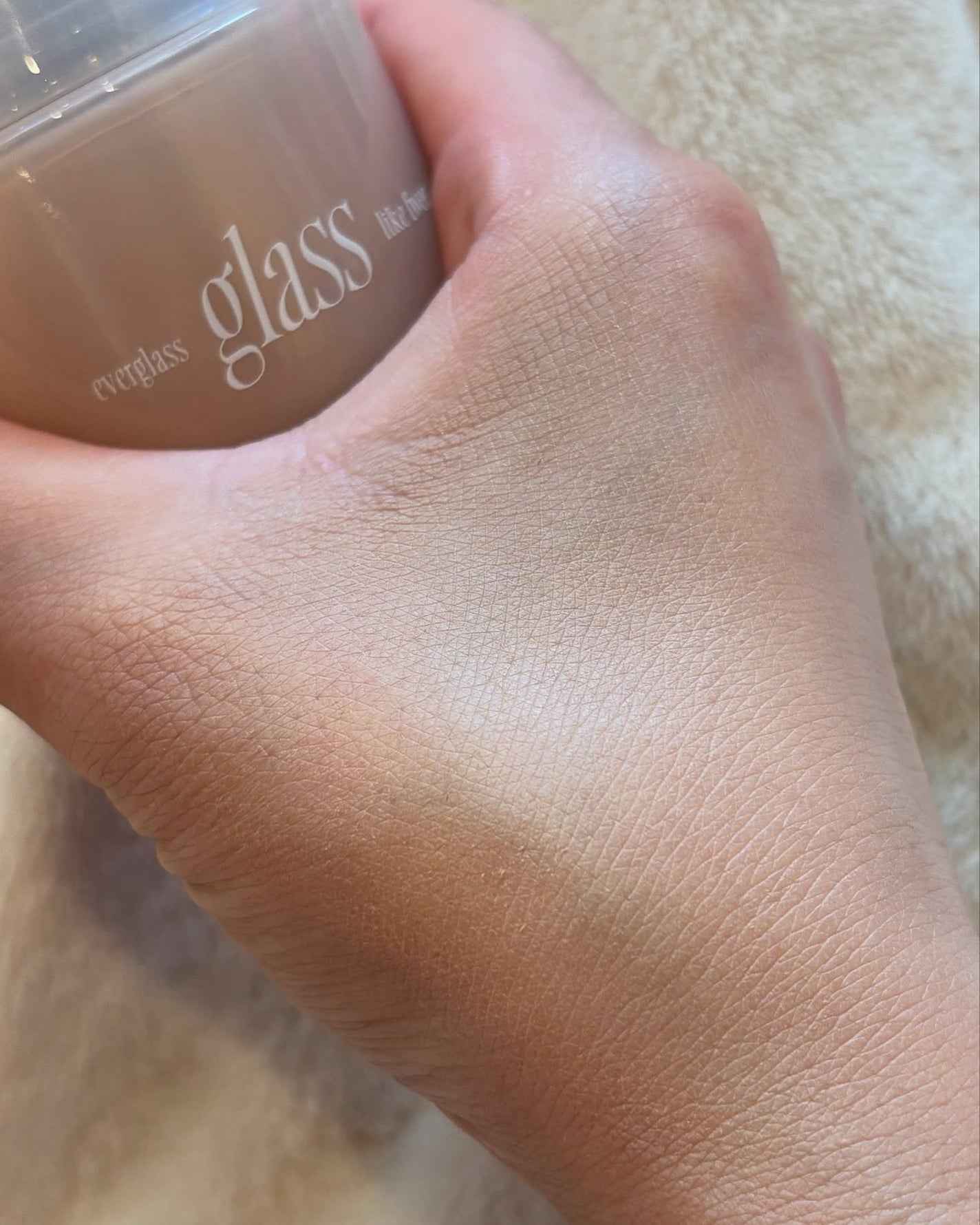 フィーファンデーションガラス/fwee/リキッドファンデーションを使ったクチコミ(4枚目)