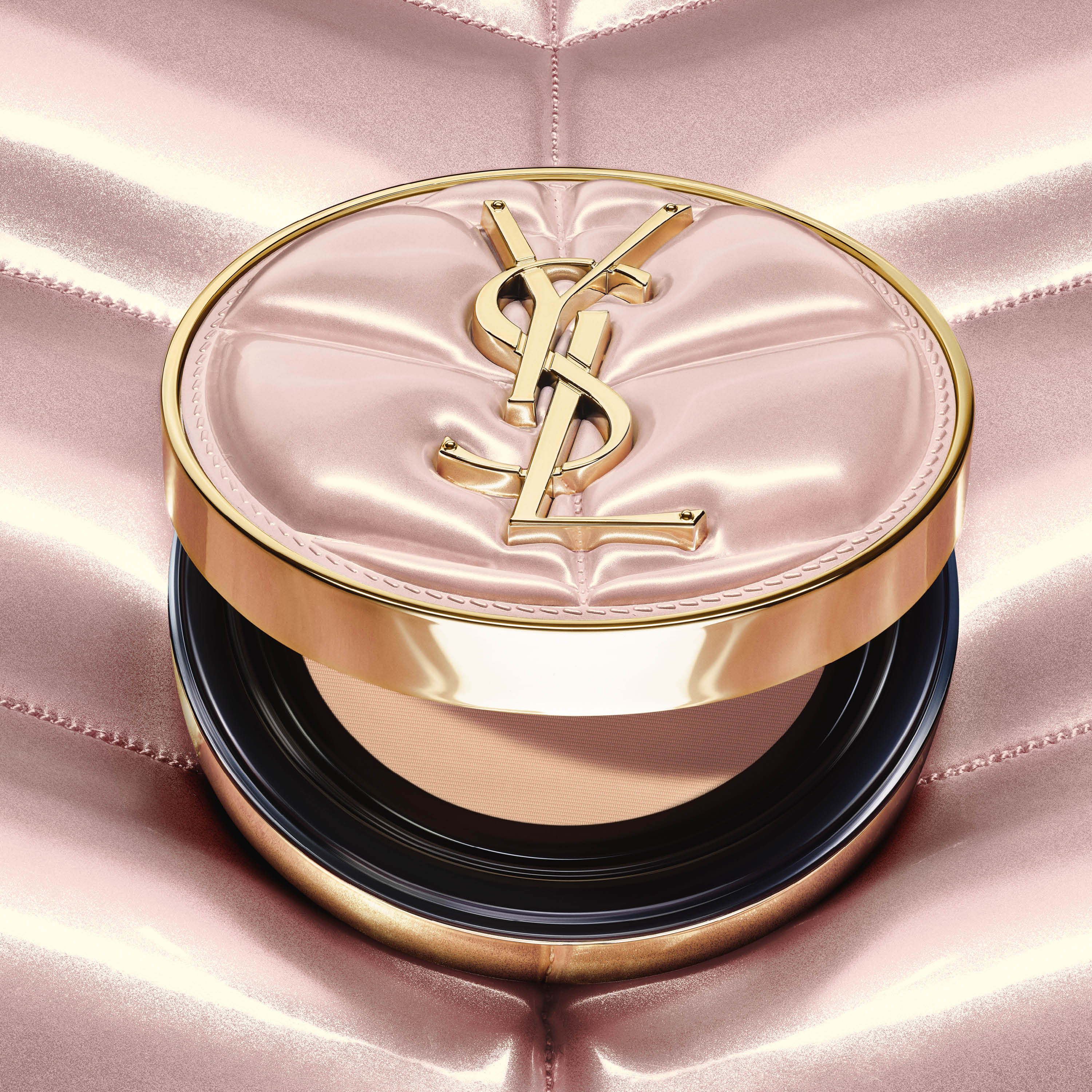 アンクル ド ポー ルクッションN/YVES SAINT LAURENT BEAUTE/クッションファンデーションを使ったクチコミ（1枚目）