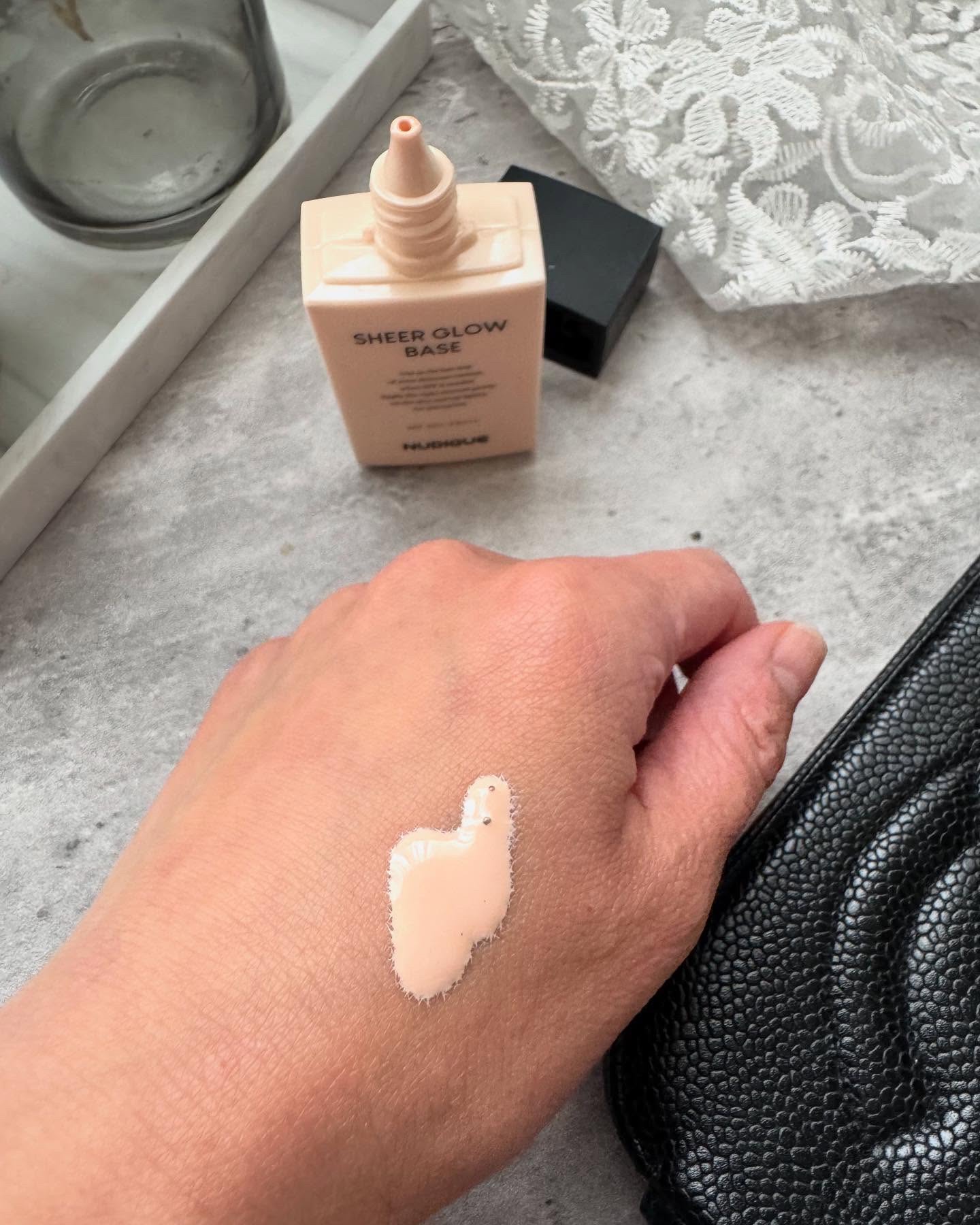 シアーグローベース/NUDIQUE/化粧下地を使ったクチコミ（2枚目）