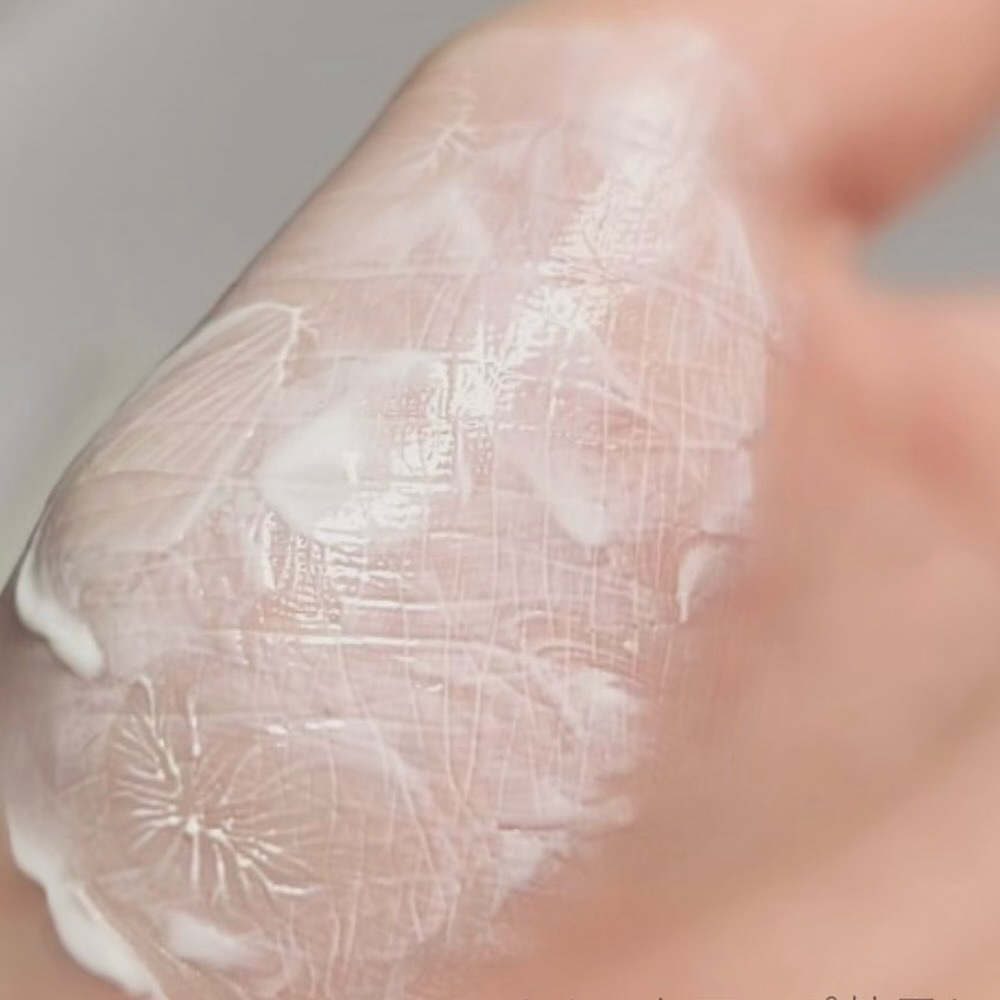 ホワイトショット セラムUV/ホワイトショット/日焼け止めクリームを使ったクチコミ（3枚目）