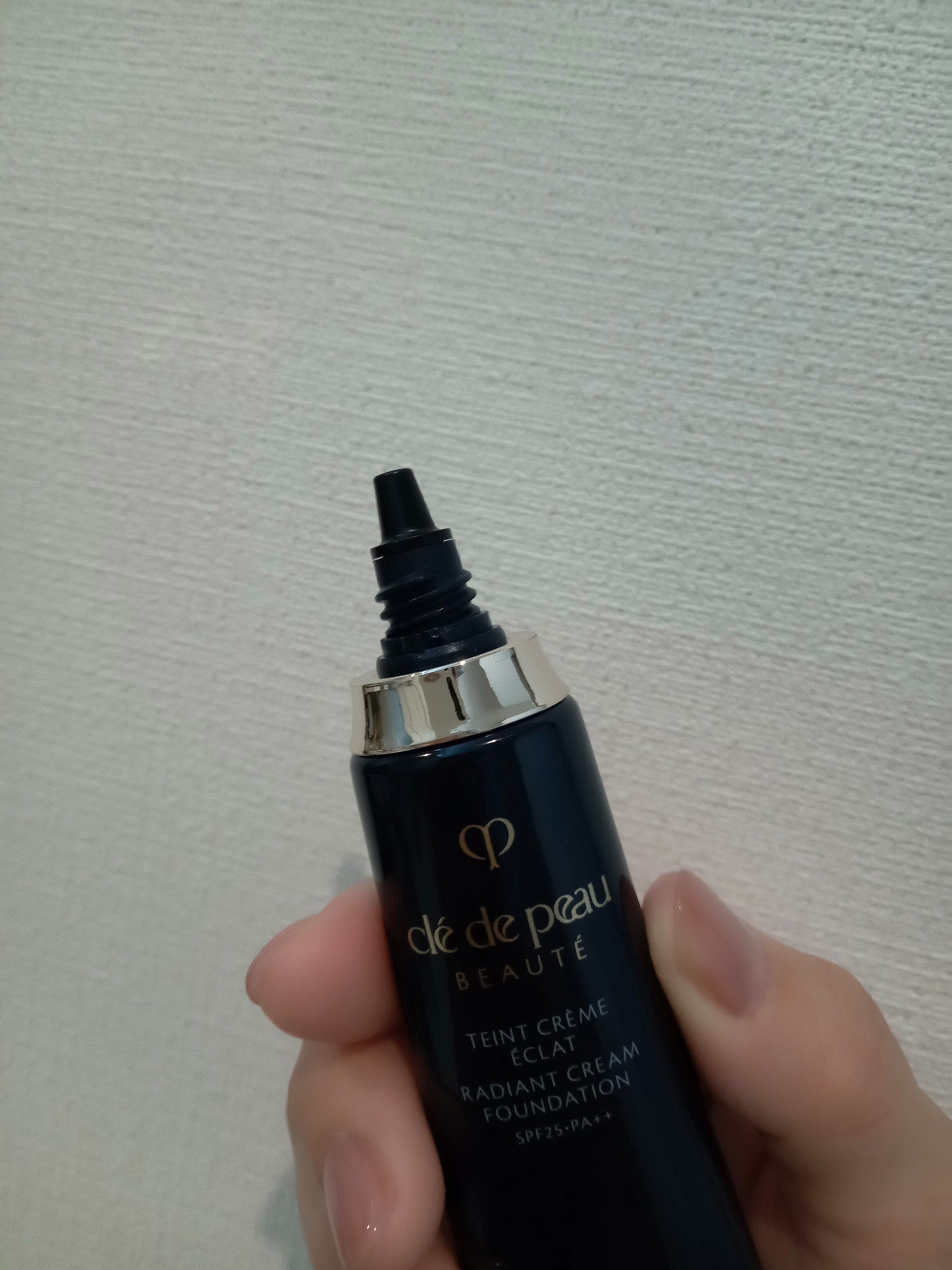 クレ・ド・ポー ボーテ タンクレームエクラn/クレ・ド・ポー ボーテ/クリーム・エマルジョンファンデーションを使ったクチコミ（2枚目）