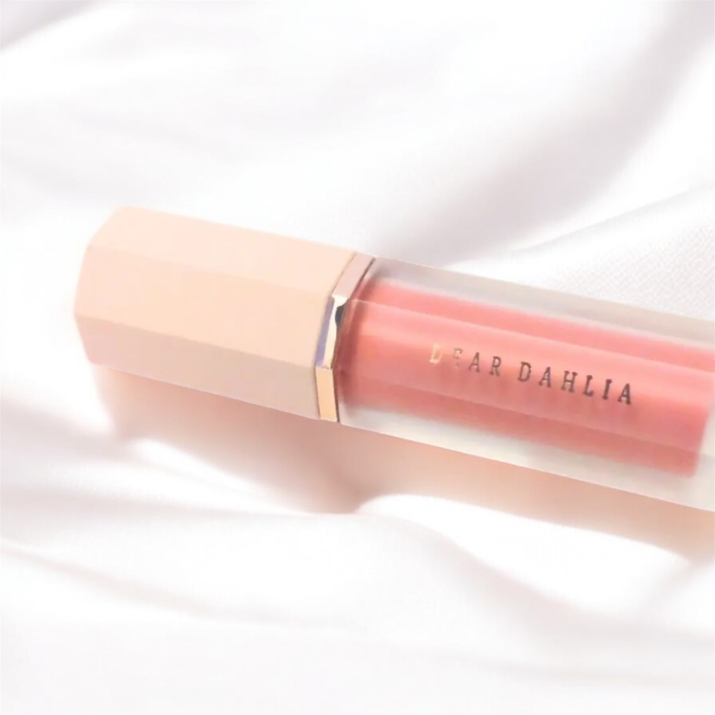 ペタルドロップリキッドブラッシャー/DEAR DAHLIA/リキッドチークを使ったクチコミ（1枚目）