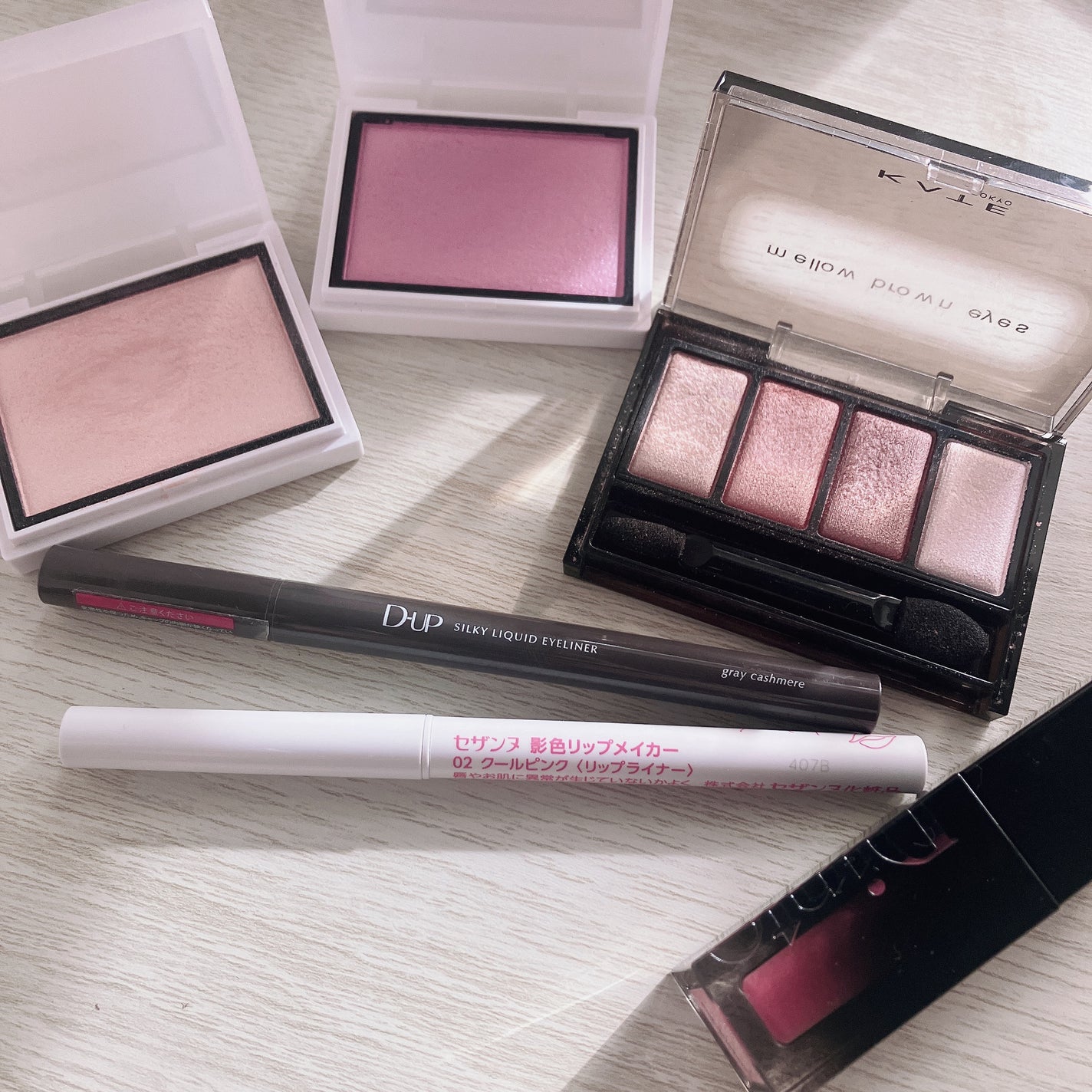 シルキーリキッドアイライナーWP/D-UP/リキッドアイライナーを使ったクチコミ(1枚目)