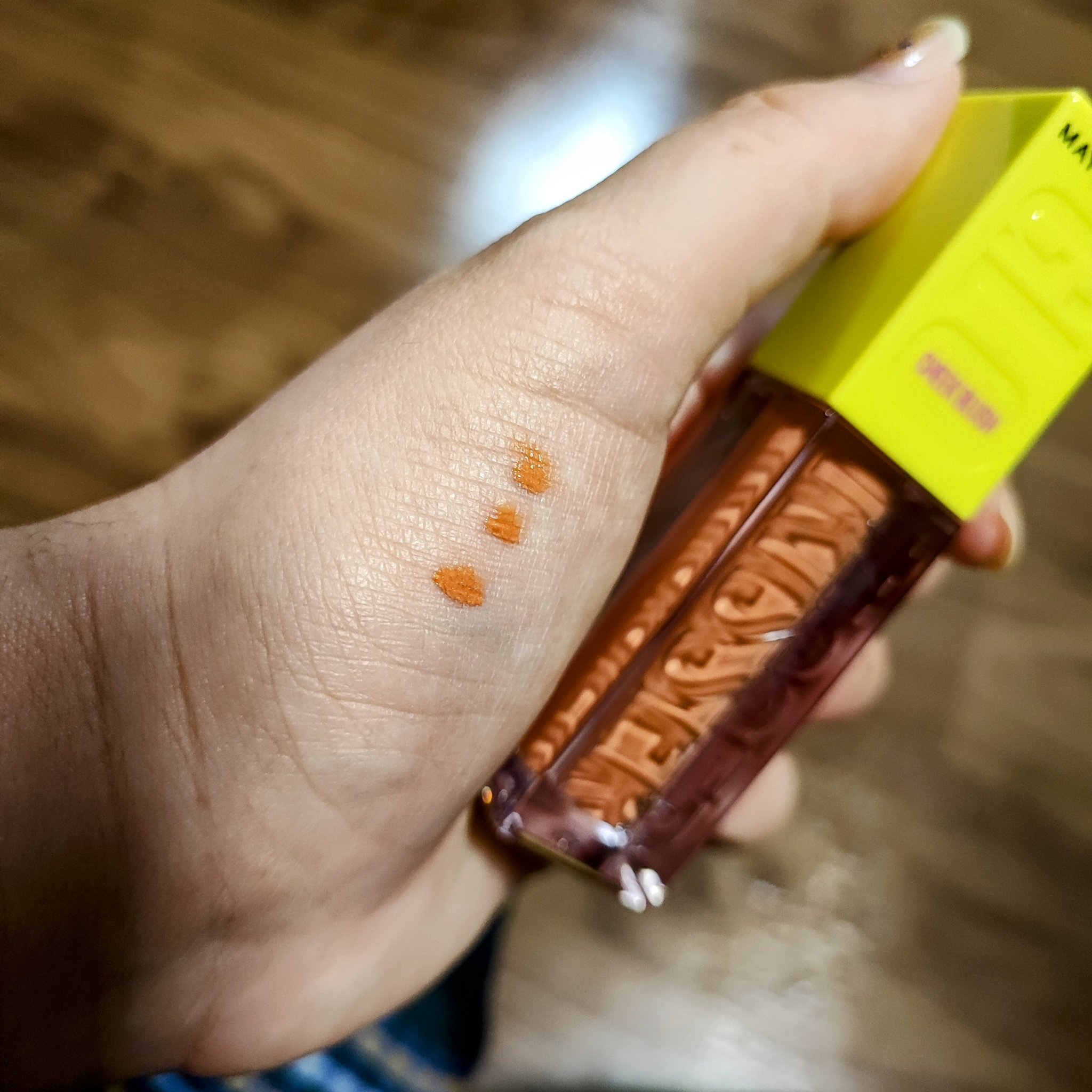 グローキッサー チークブラッシュ／グローキッサー ハイライター 04 恋焦がれダスティピンク/MAYBELLINE NEW YORK/リキッドチークを使ったクチコミ（3枚目）