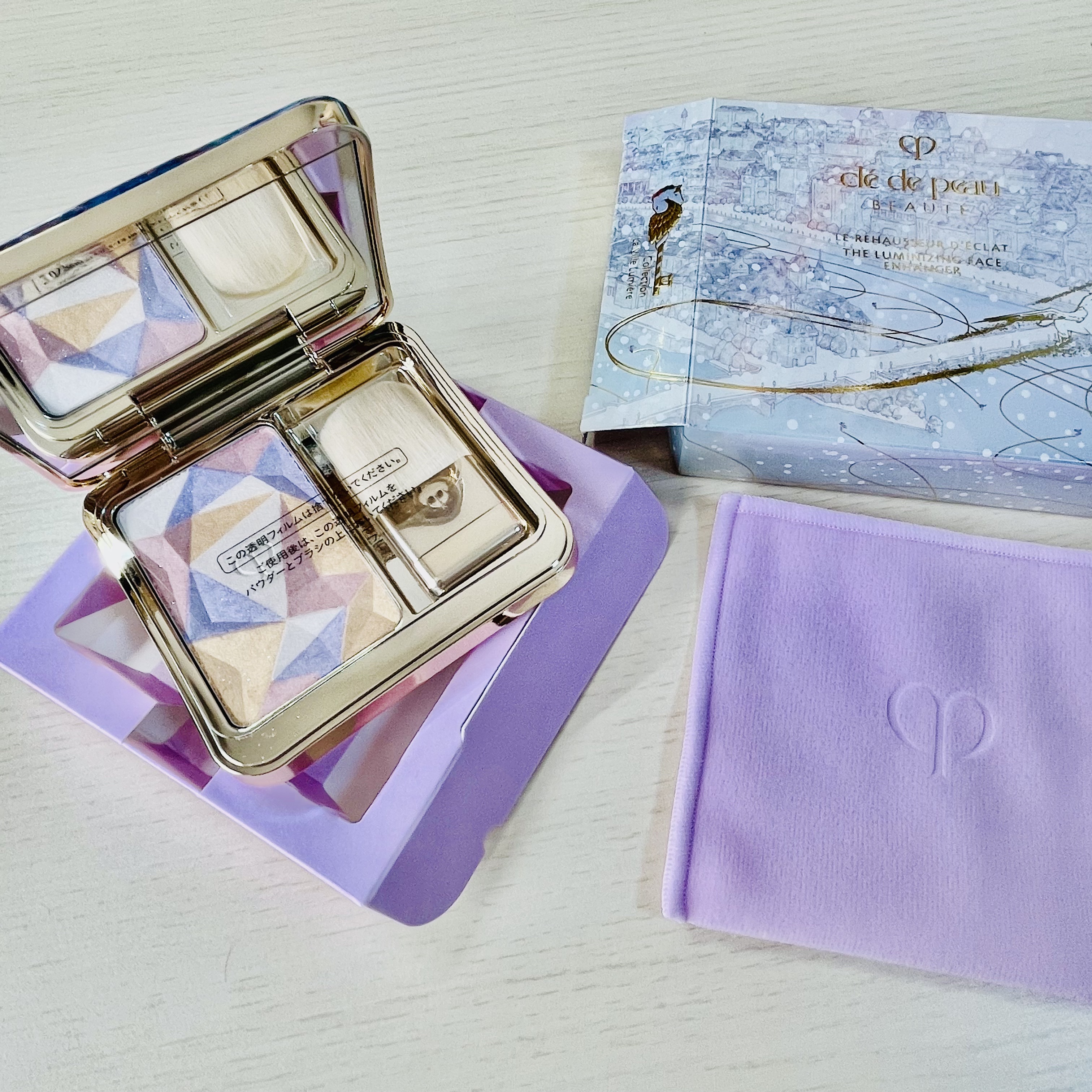 ル・レオスールデクラ /クレ・ド・ポー ボーテ/パウダーハイライトを使ったクチコミ（3枚目）