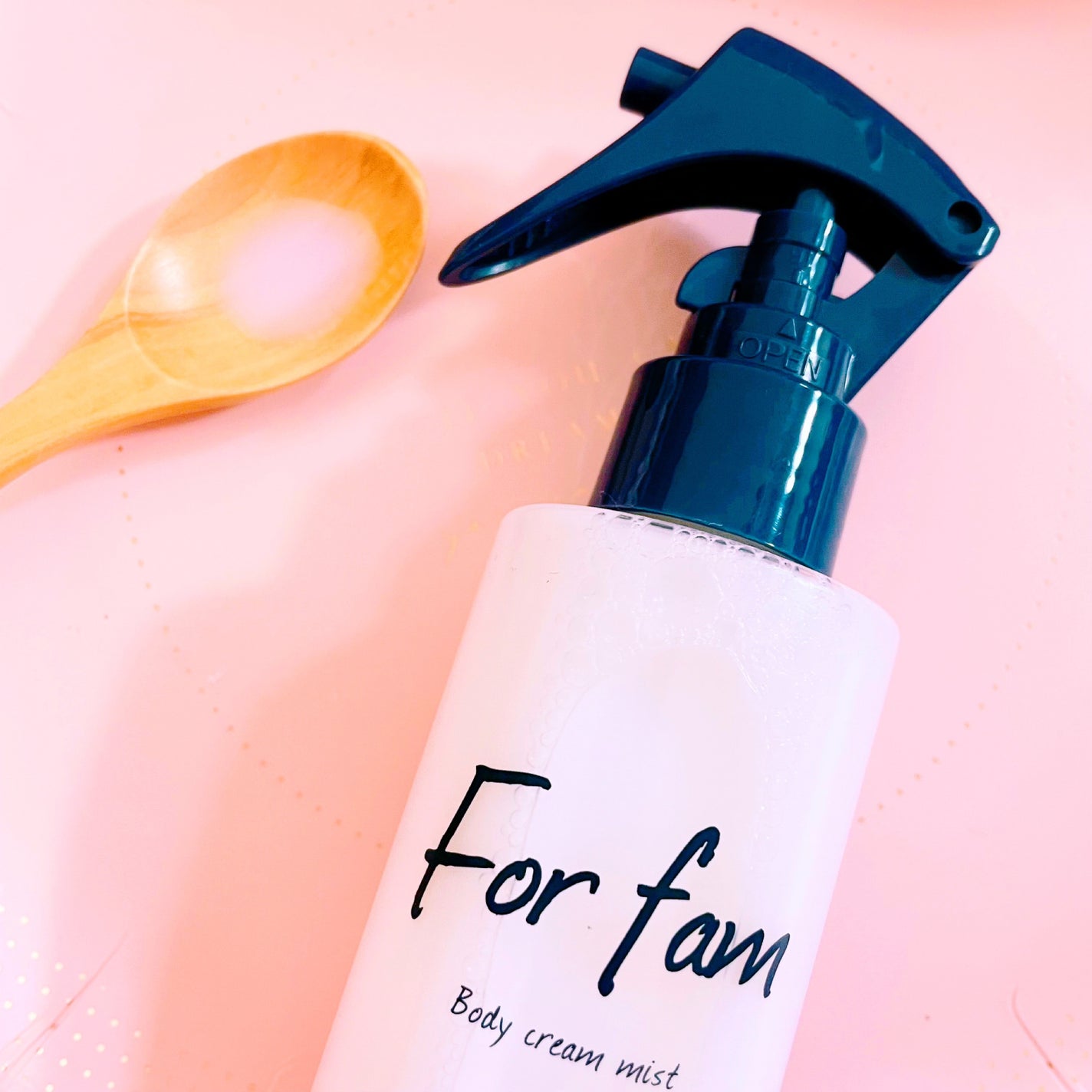 フォーファム ボディクリームミスト/For fam/ミスト状化粧水を使ったクチコミ(2枚目)