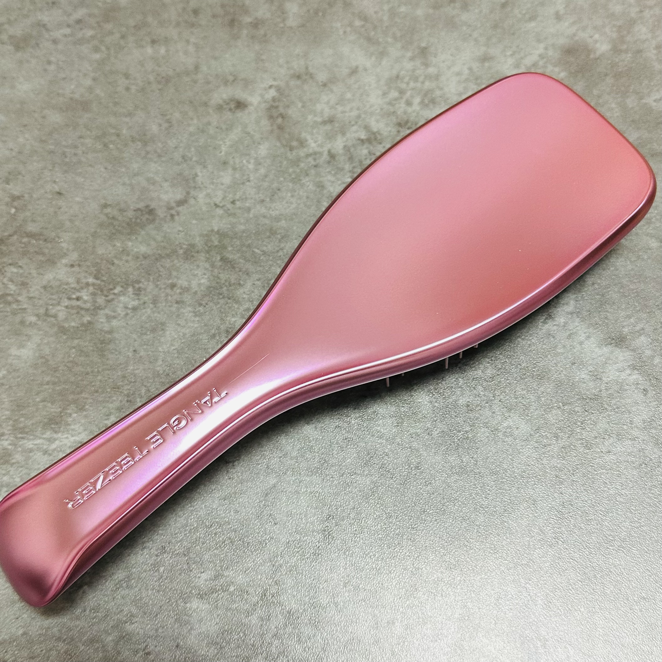 ザ・アルティメットディタングラー Luxe/TANGLE TEEZER/ヘアブラシを使ったクチコミ（2枚目）