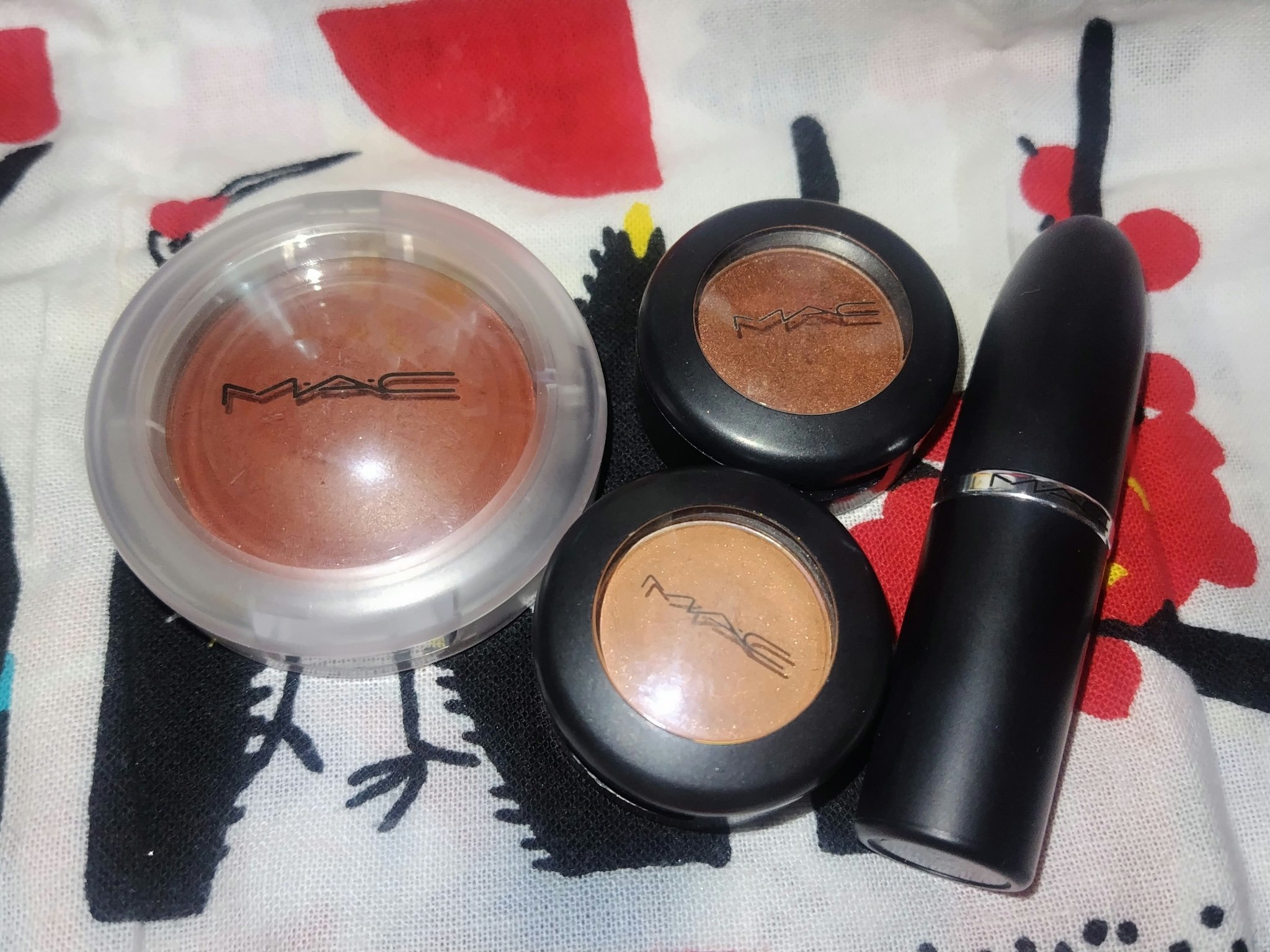 グロープレイ クッショニー ブラッシュ ピンチ オブ マラケシュ/M・A・C/ジェル・クリームチークを使ったクチコミ（1枚目）