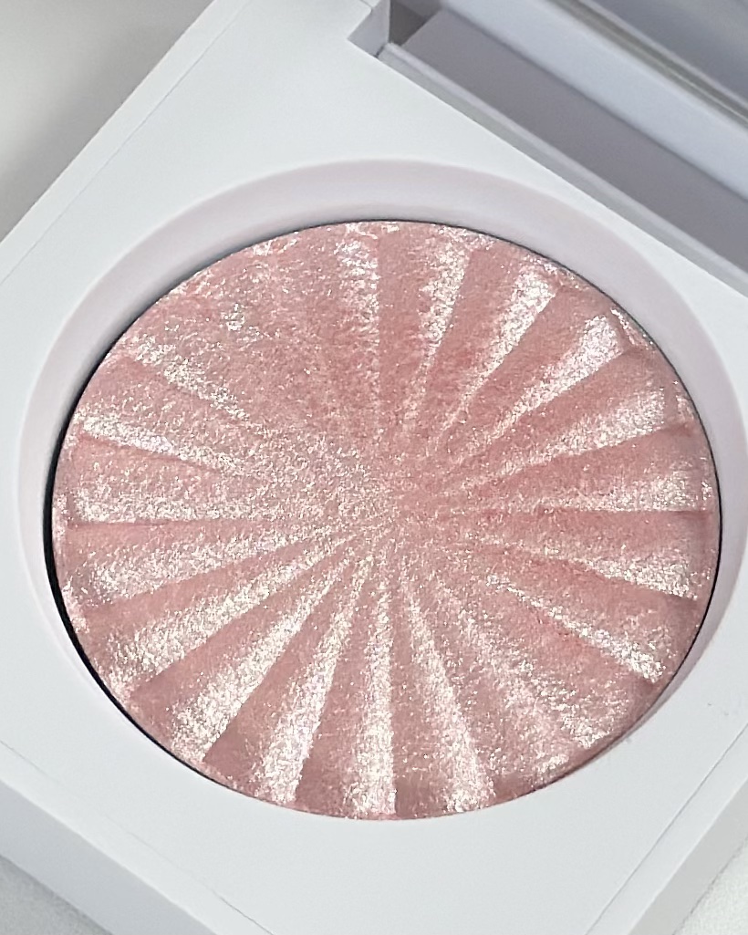 OFRA mini Highlighter/Ofra Cosmetics/パウダーハイライトを使ったクチコミ（2枚目）