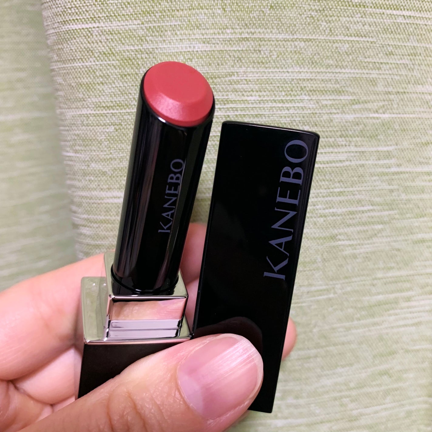 ルージュスターヴァイブラント/KANEBO/口紅を使ったクチコミ(1枚目)