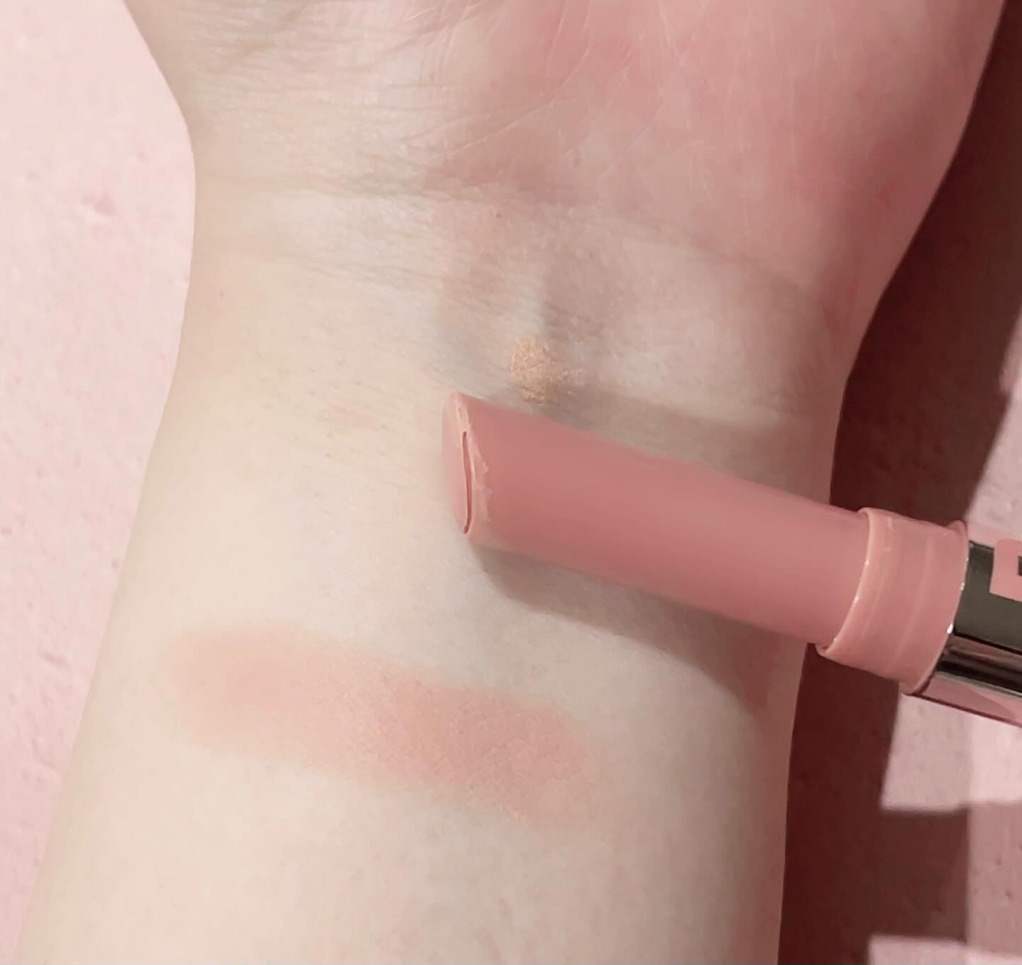 カバーリップベース/BANILA CO/リップライナーを使ったクチコミ（3枚目）