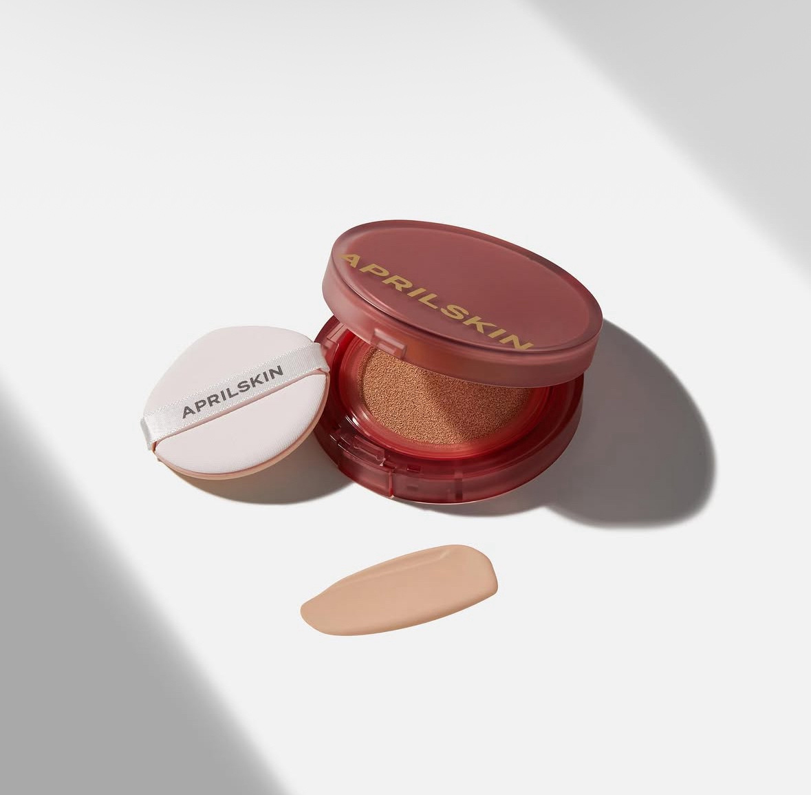 ヒーロークッション＋レフィルセット 22号ピンクベージュ/APRILSKIN/クッションファンデーションを使ったクチコミ（1枚目）