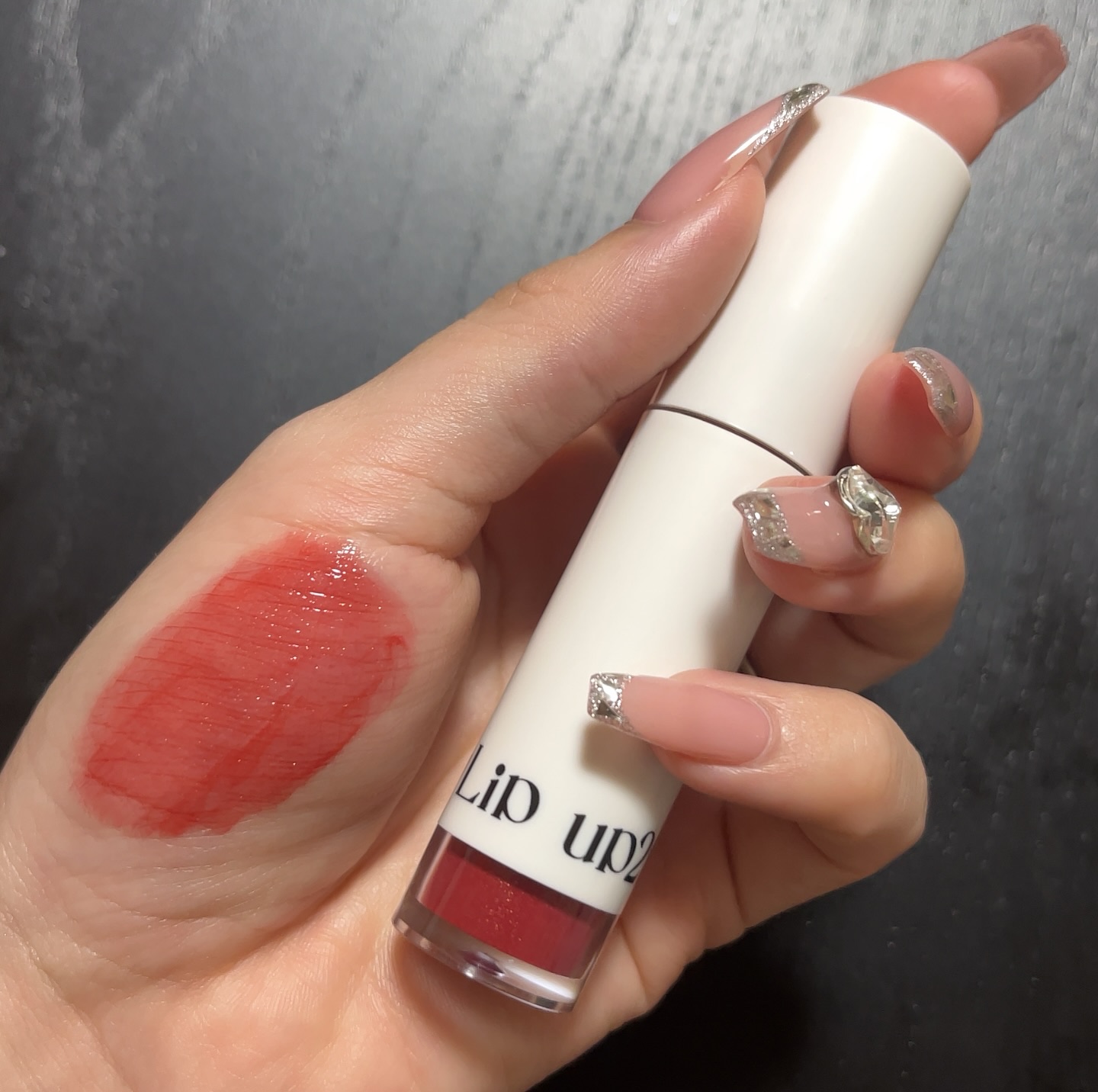 アップトゥーミー　ハグマイリップ　カラーロックプランパー/up2me/リッププランパーを使ったクチコミ（3枚目）