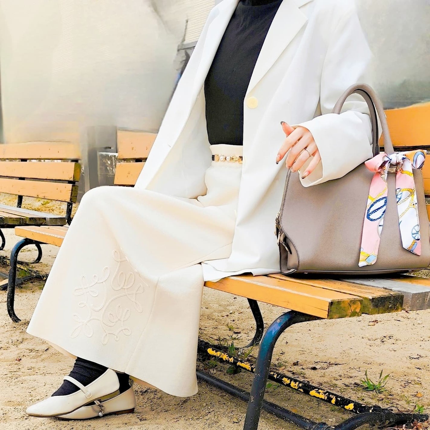 あお on LIPS 「今日のお洋服👗👒💞4月になったけどまだまだ寒いから、ふりっとし..」(4枚目)