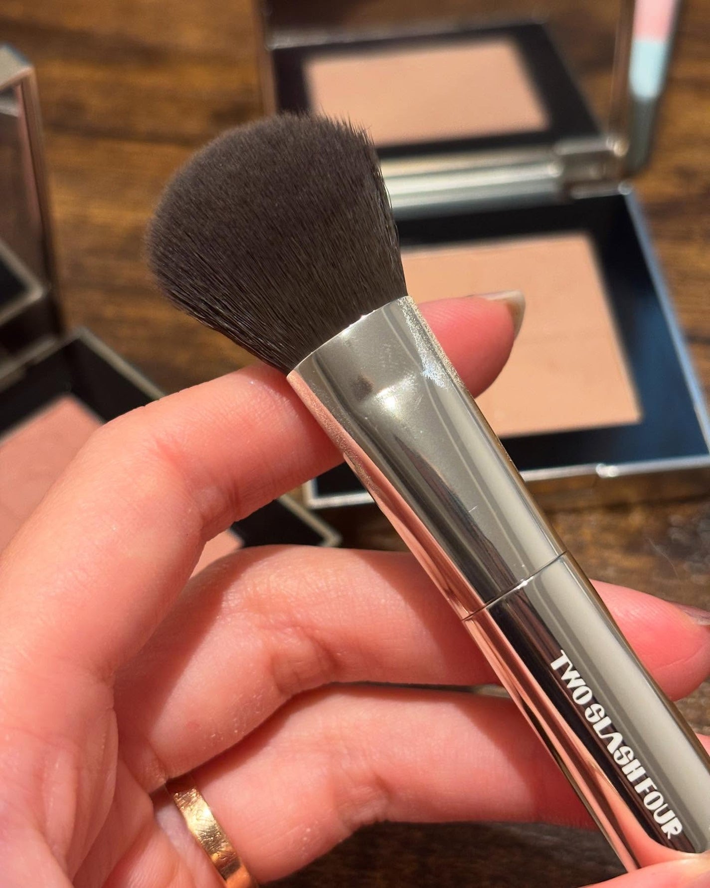 オールオーバーフェイスブラッシュ/TWO SLASH FOUR/パウダーチークを使ったクチコミ(4枚目)