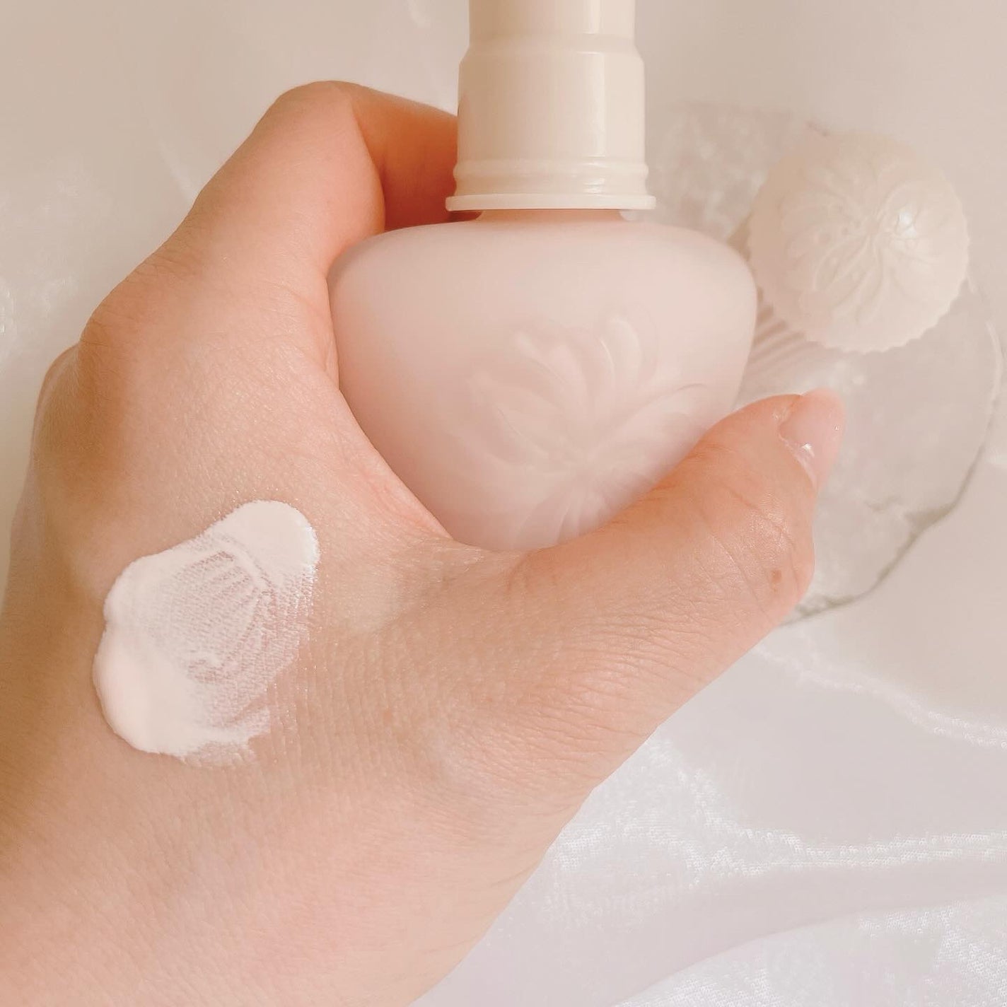 モイスチュアライジング プライマー/PAUL & JOE BEAUTE/化粧下地を使ったクチコミ(3枚目)