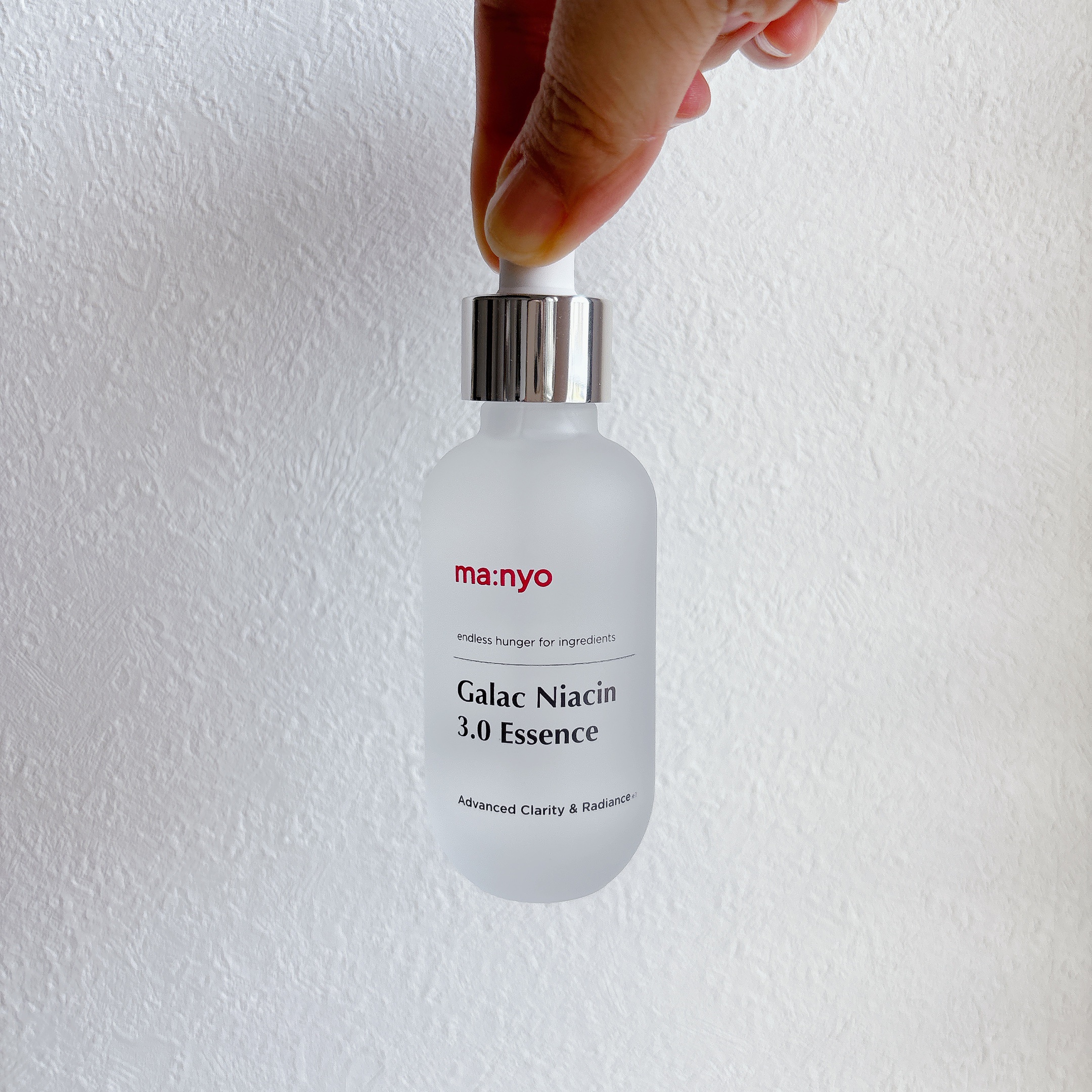 #PR manyoのガラク ナイアシン 3.0 エッセンスを頂いて使ってみました♥ #提供

水のようなすごいサラサラとしたテクスチャーの美容液♥

前にガラク ナイアシン 2.0 エッセンスも使ったことあるけどそれと似てるテクスチャーでし